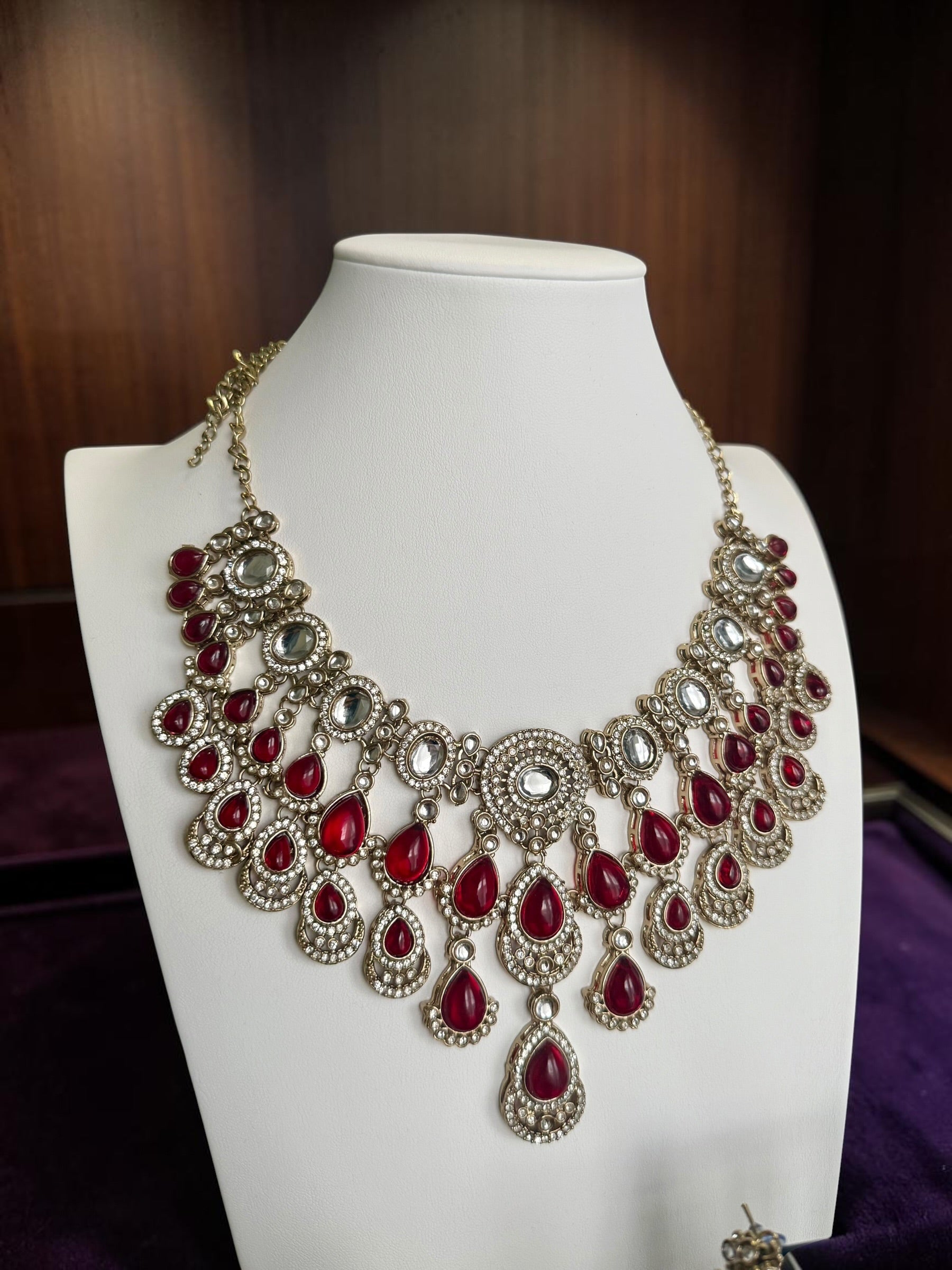 Ruby Red Kundan Half Bridal Jewelry Set – 5-Piece Necklace, Earrings, Sheeshphool, Nath & Adjustable Rings 6060