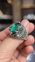 Men’s Vintage Emerald Green Statement Ring – Silver Tone Style Ring with Emerald-Cut Green Crystal | Gothic Cocktail Ring | Gift for Him 6080