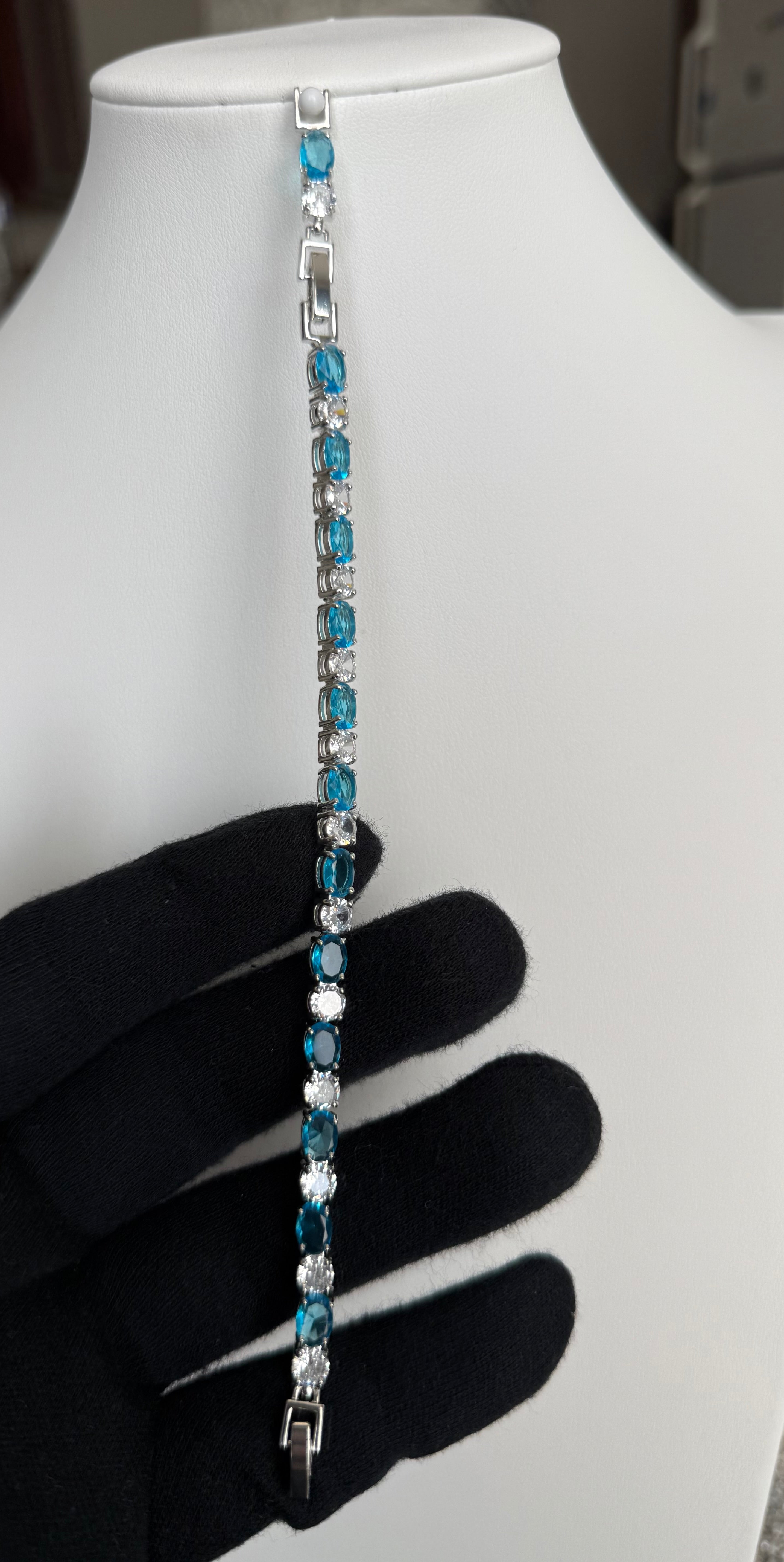 Aqua Blue Oval Crystal Tennis Bracelet – Silver Tone Sparkling Statement Jewelry 7092