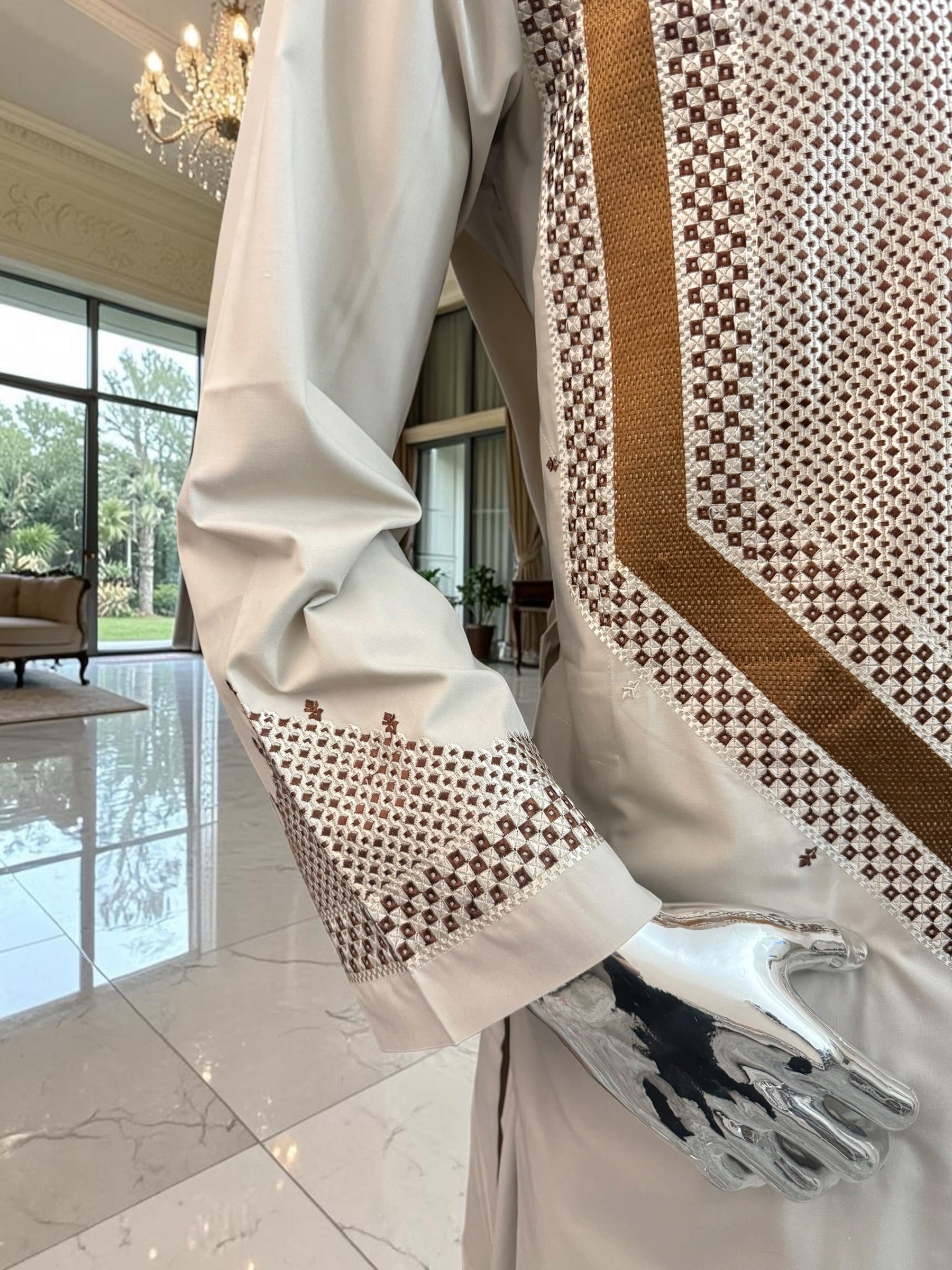 Medium Men’s Cream Parahan Tunban with Premium Machine Embroidery