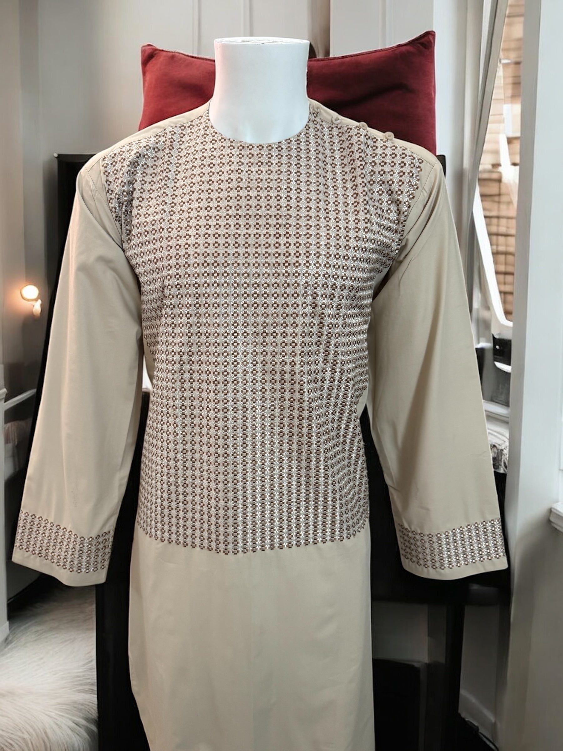 Afghan Traditional Kameese Shalwar with Machine Khamakdozi Embroidery – Medium
