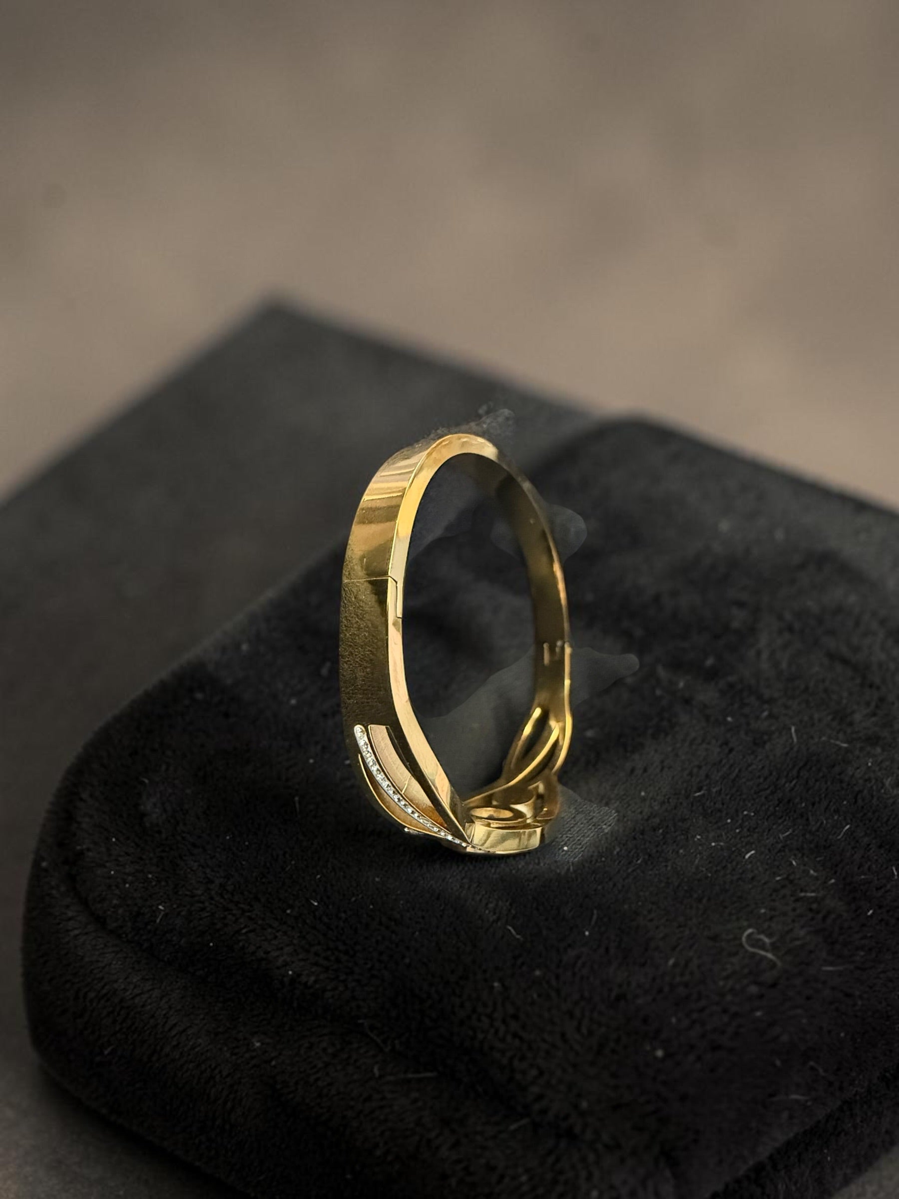 Gold-Tone Stainless Steel Three-Stone Crystal Side-Opening Bangle for Women 8023