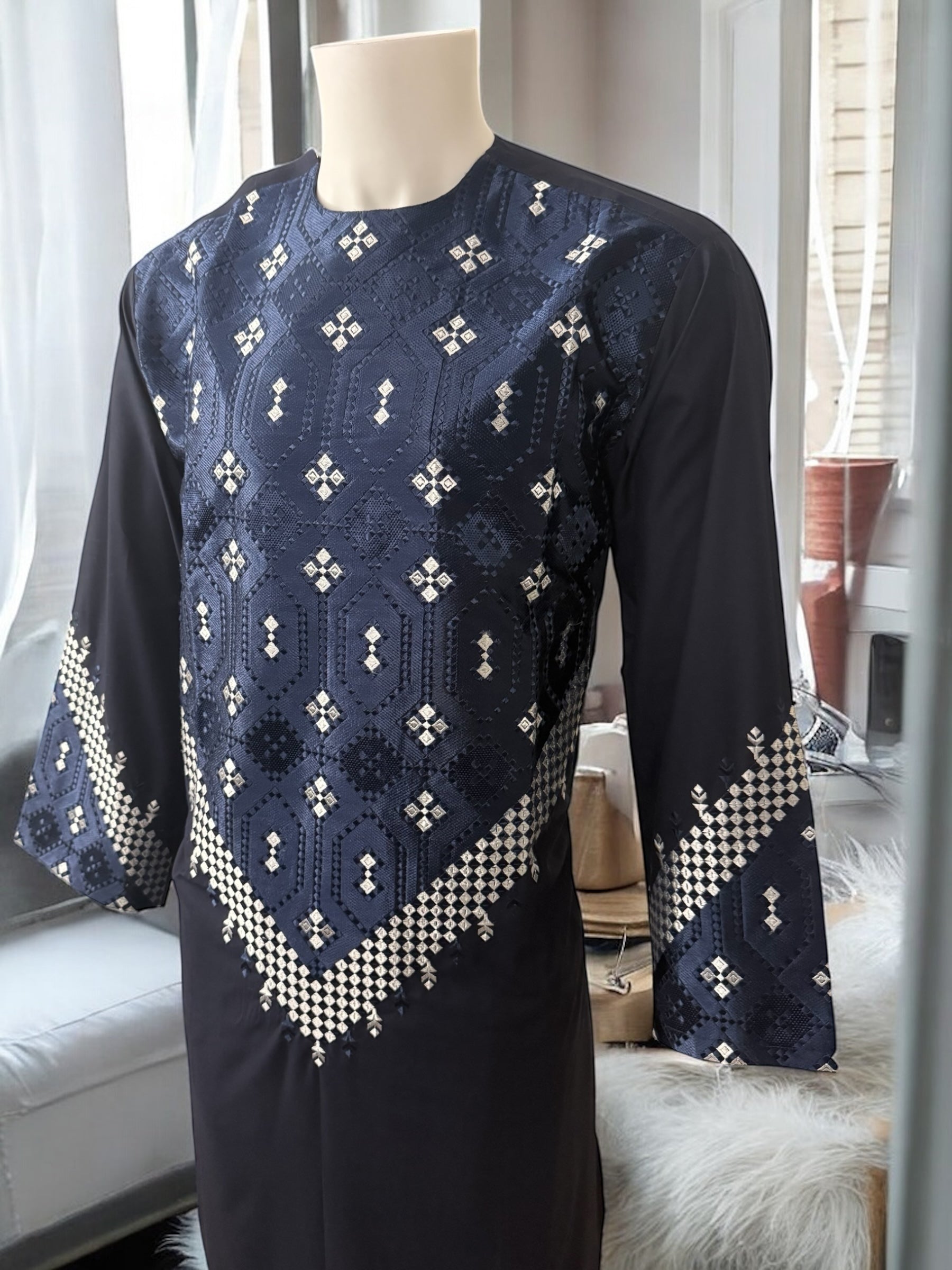 Men’s Navy Blue Parahan Tumban with White Embroidery Large