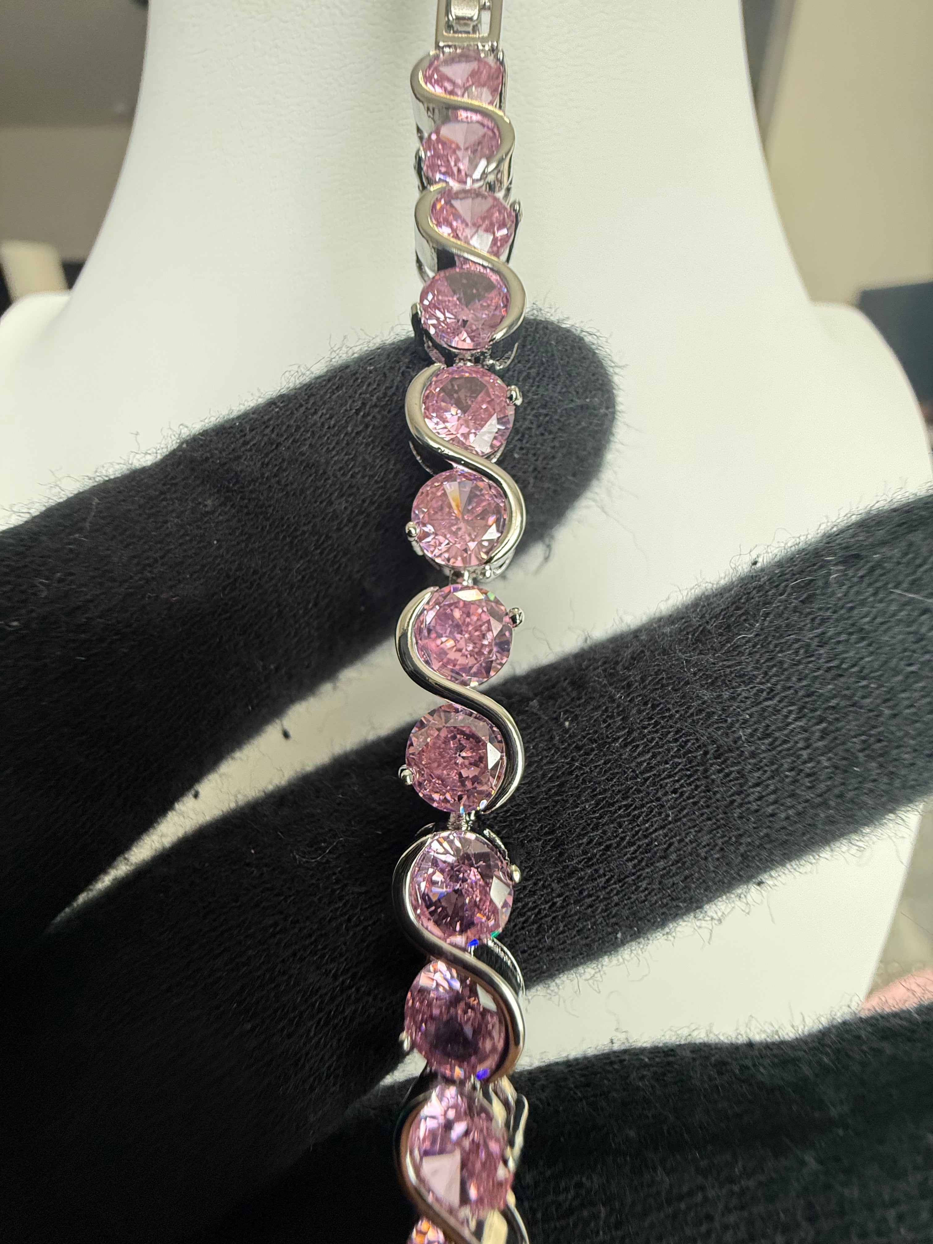 Pink Round-Cut Crystal Infinity Link Bracelet – Silver Tone Elegant Jewelry 7136