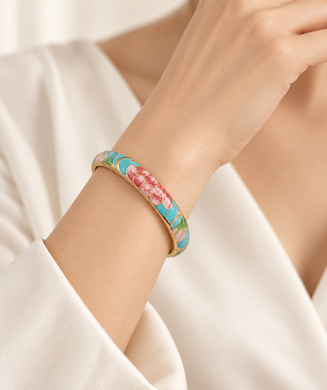 Turquoise Floral Enamel Gold-Tone Bangle Bracelet for Women