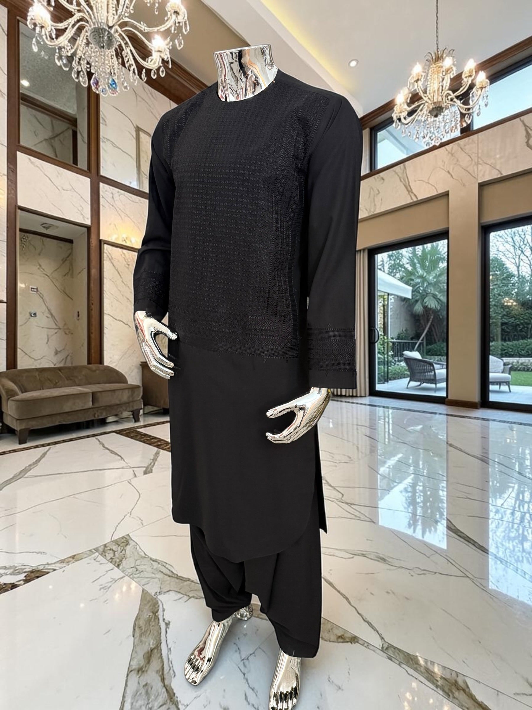Medium Black Afghan Kameez with Machine Embroidery | Traditional Men’s Parahan Tunban