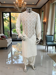 XL Off-White Afghan Kameez 3-Piece Set with Gold Shesha Work | Traditional Men’s Outfit
