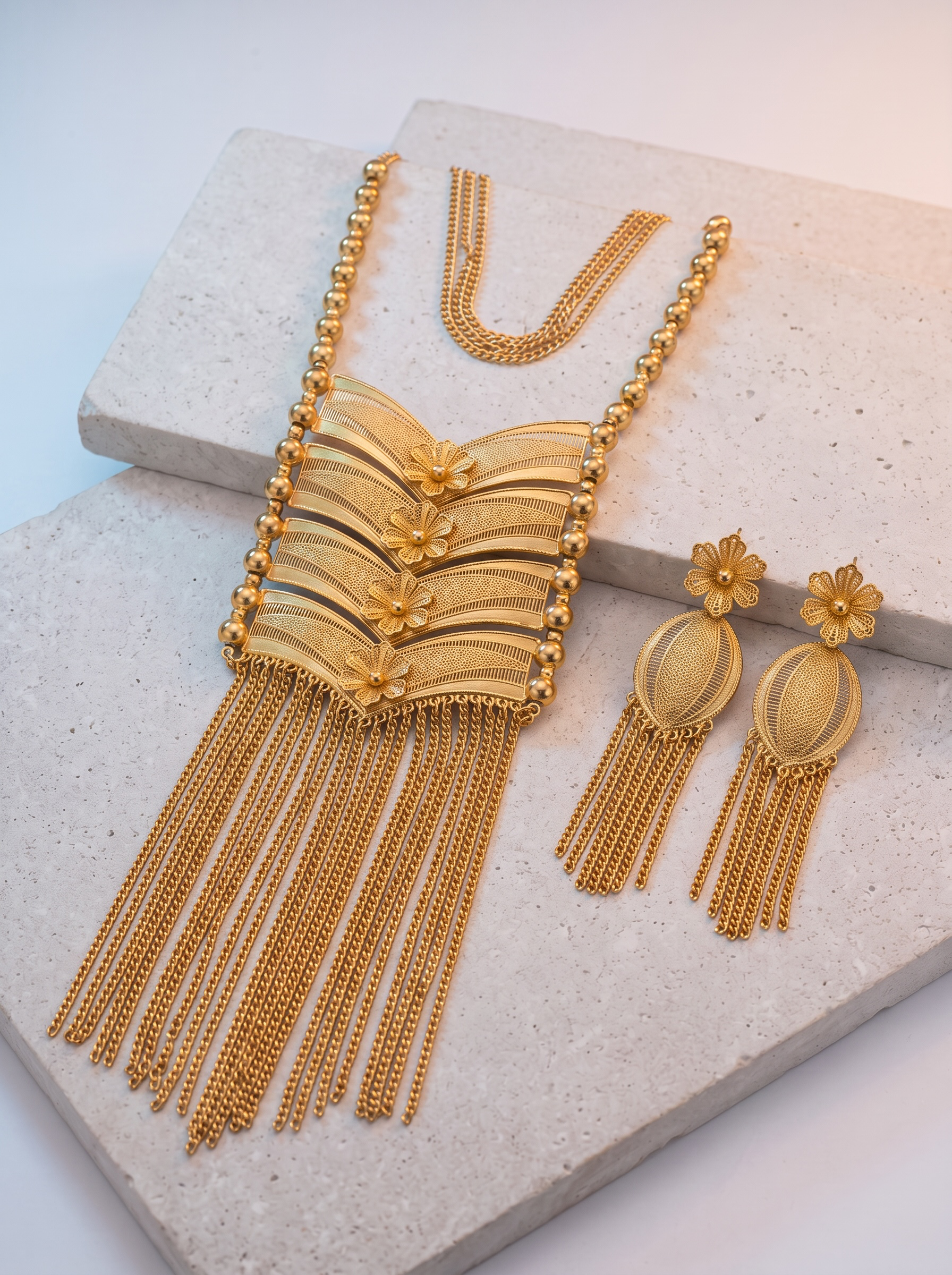 24K Gold-Plated Arab Middle Eastern Floral Fringe Necklace & Earrings Set. 060