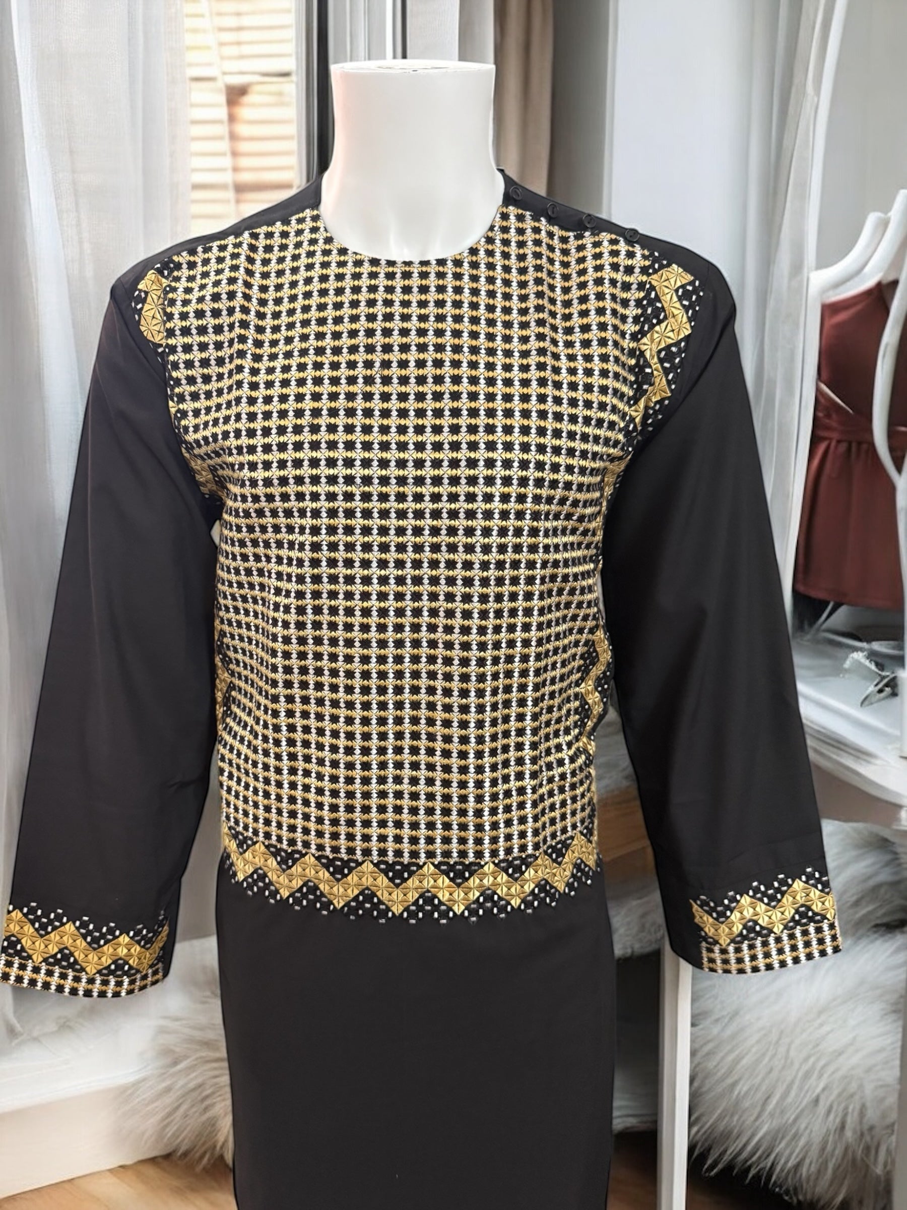 Afghan Traditional Kameese Shalwar with Machine Khamakdozi Embroidery – Small