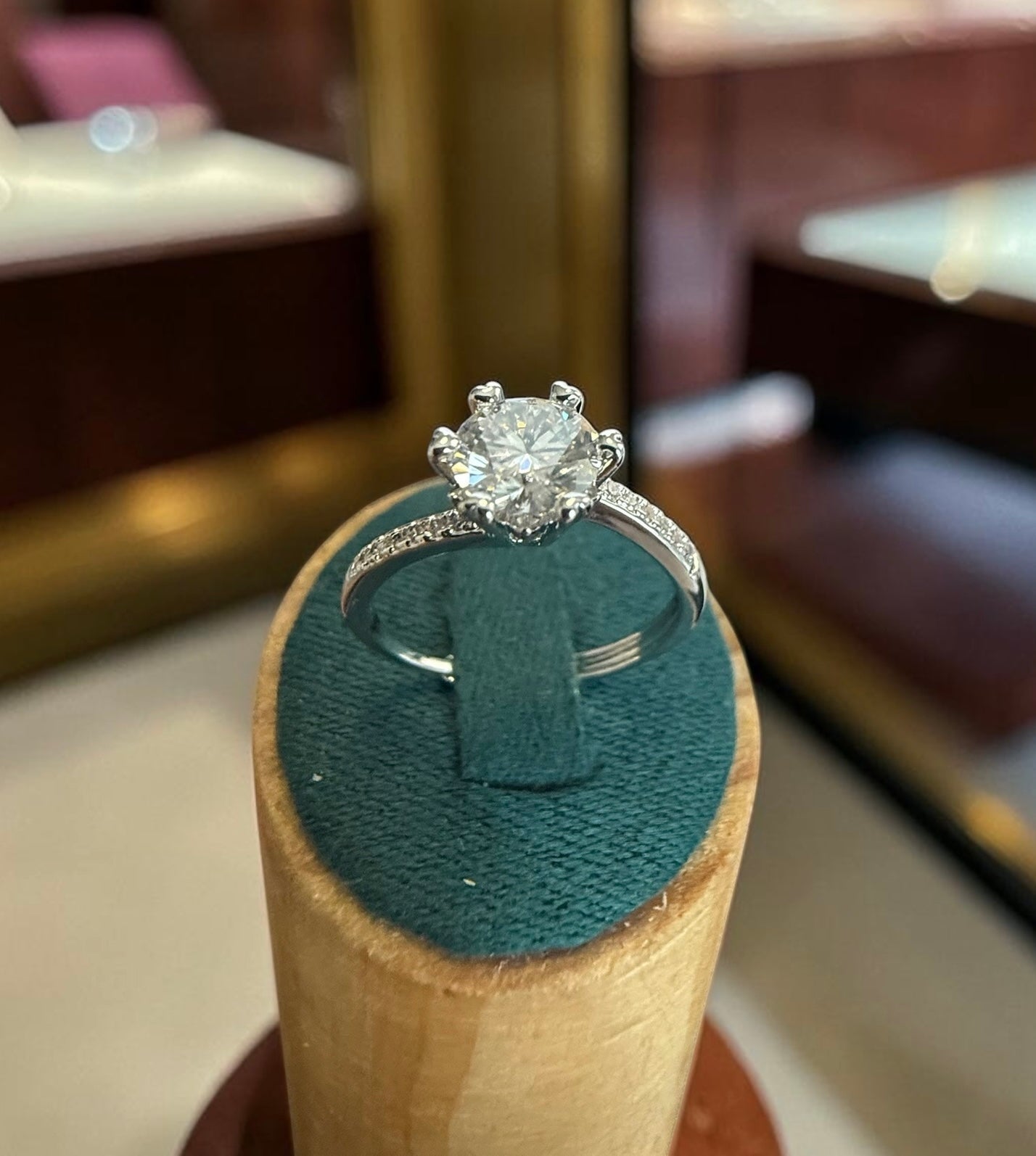 1 CT Certified Moissanite Adjustable Ring – Round Brilliant Solitaire Silver Tone Ring with GRA Certificate & Jewelry Box 7059