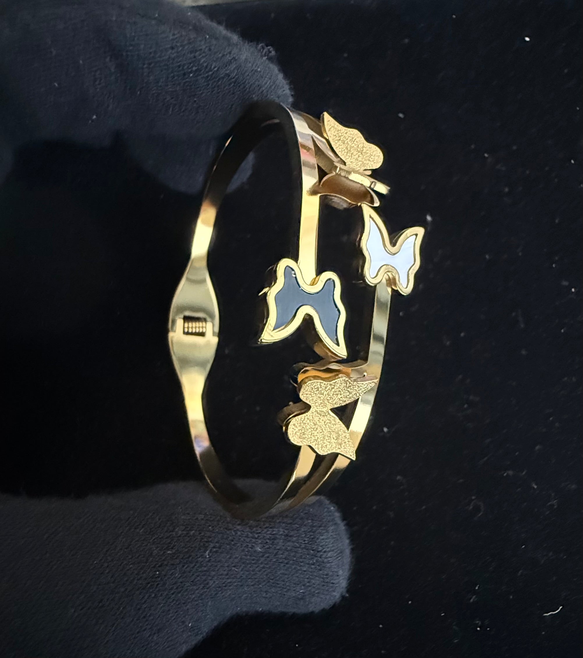 Gold-Tone Black and White Butterfly Stretch-Open Bangle Bracelet 8057