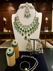 Emerald Green Kundan Half Bridal Jewelry Set – 6-Piece Necklace, Earrings, Sheeshphool, Nath & Adjustable Rings 6059