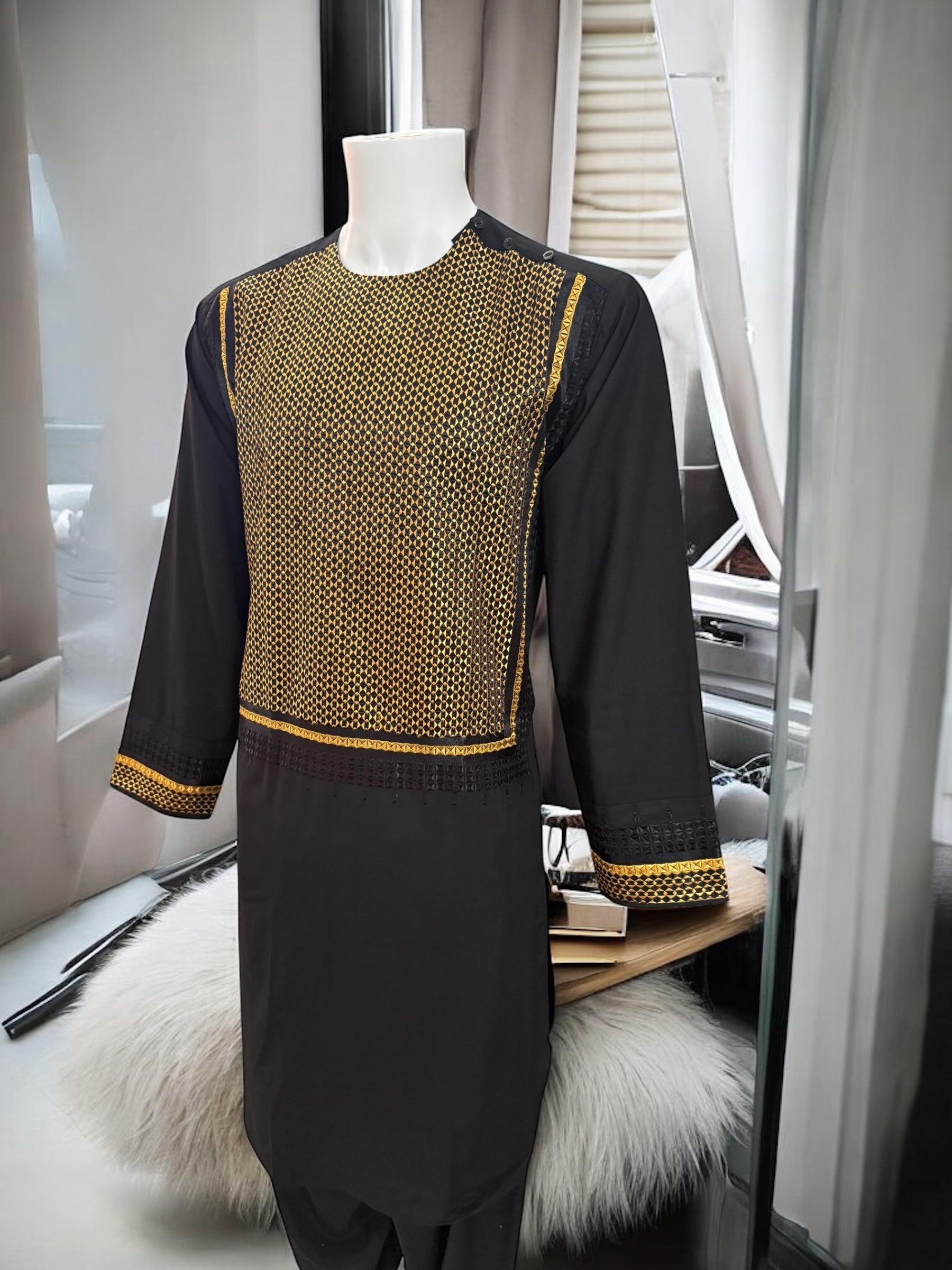 Machine Khamakdozi Embroidered Parahan Tunban for Men – Black & Gold | Small
