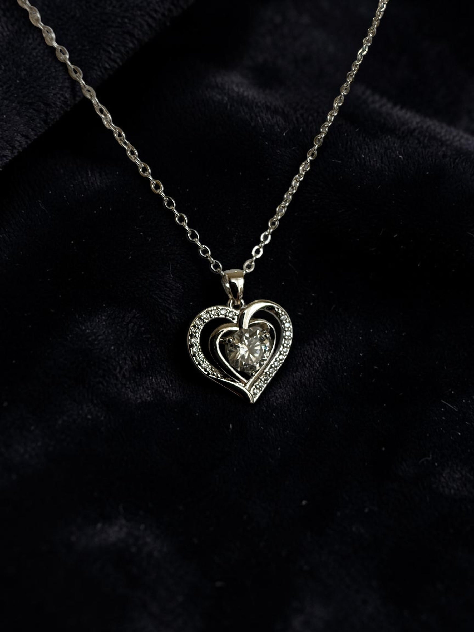 Heart Moissanite Necklace for Women – Genuine Moissanite Pendant, GRA Certificate Included, High-Quality Brass, Silver-Tone Chain, Gift Box Included 7057