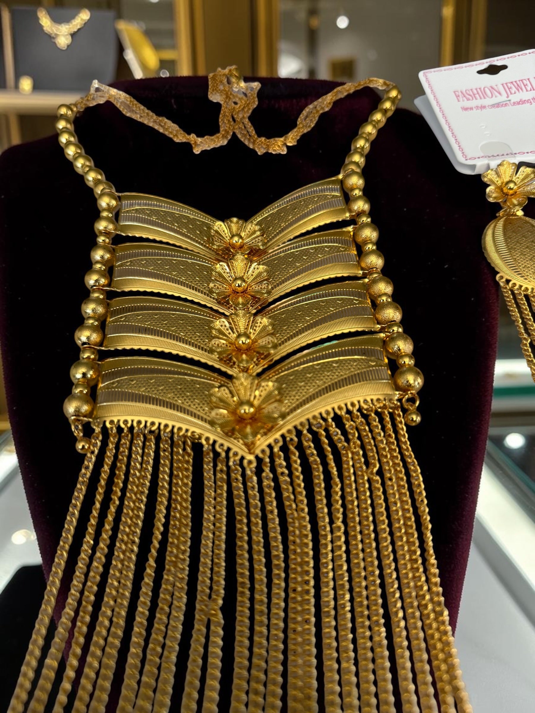 24K Gold-Plated Arab Middle Eastern Floral Fringe Necklace & Earrings Set. 060