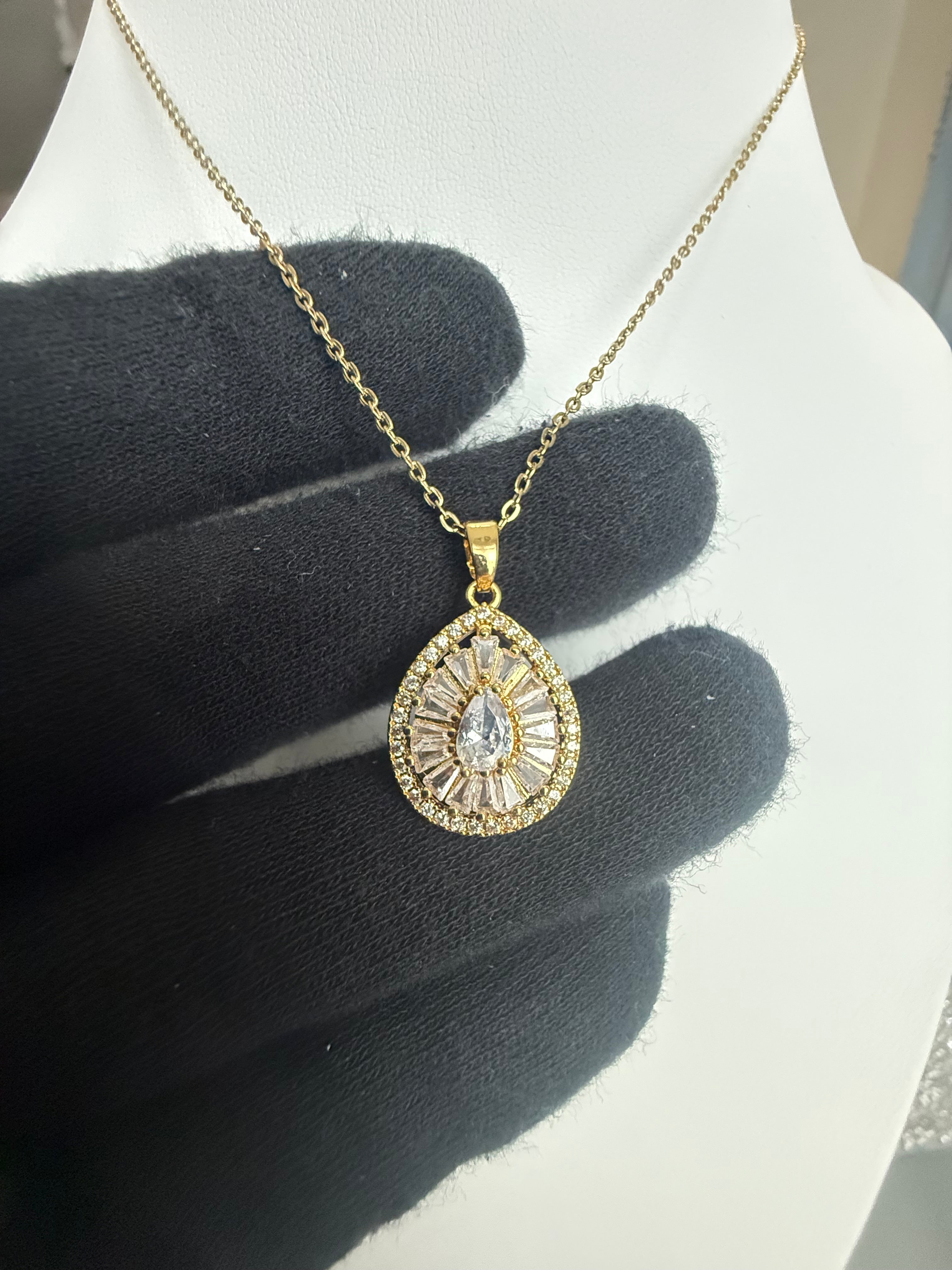 Pear Cut Crystal Halo Pendant Necklace – Gold Tone Stainless Steel Teardrop Necklace 7159