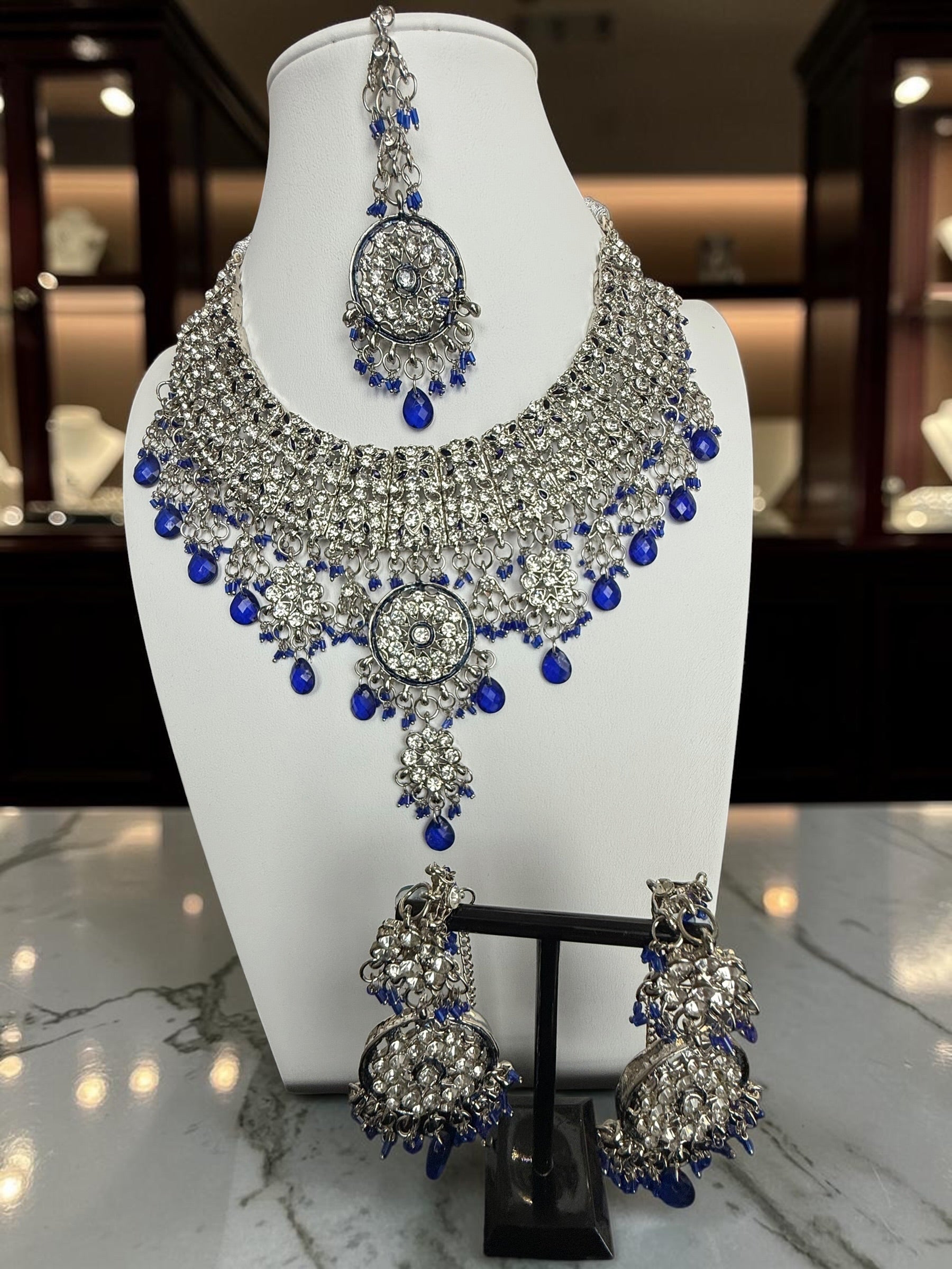 Sapphire & Silver Kundan Style Bridal Jewelry Set with Necklace, Earrings & Maang Tikka | Indian Pakistani Afghan Wedding Jewelry | Gift Box Included 7009