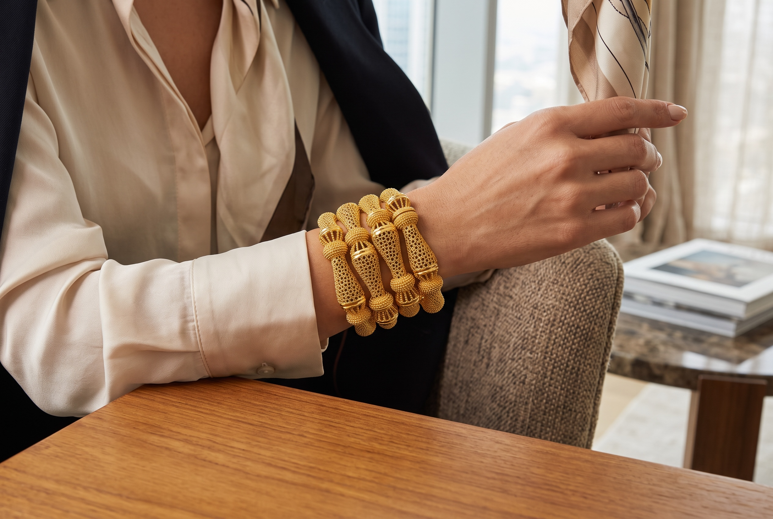 Women’s Gold-Tone Copper Openable Bangle – Dubai-Inspired Textured Bracelet 033