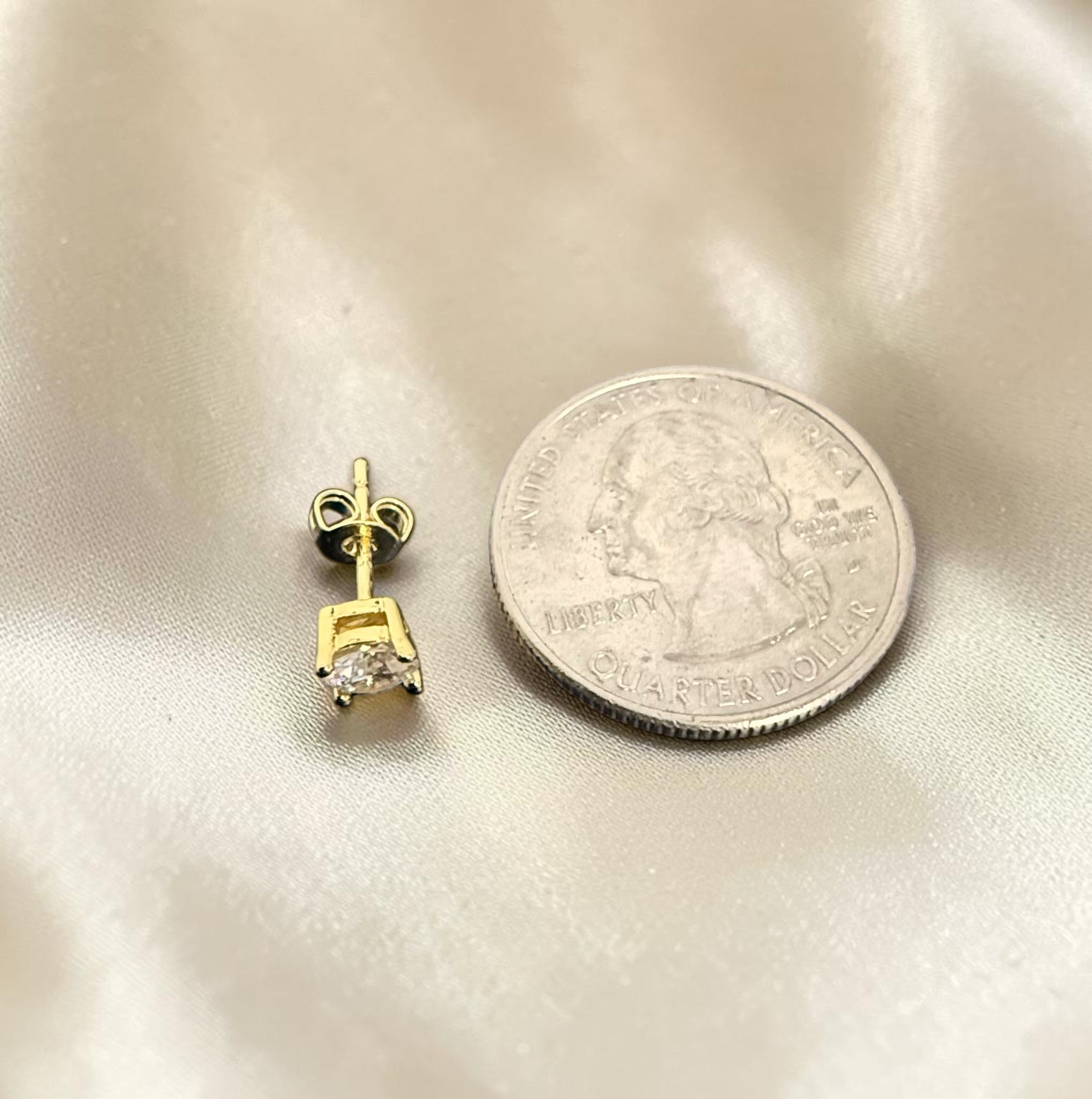 0.5 CT Each Round Moissanite Stud Earrings – Gold & Silver Tone, S925 Posts