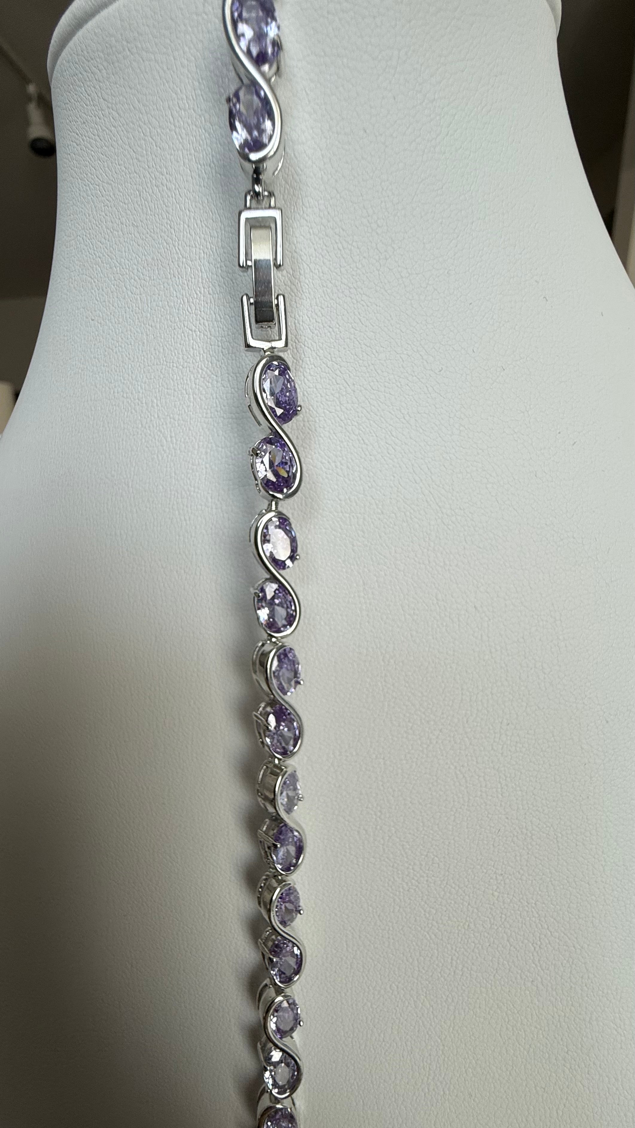 Lavender Purple Crystal Infinity Bracelet – Silver-Tone Oval Stone Link Bracelet 7098
