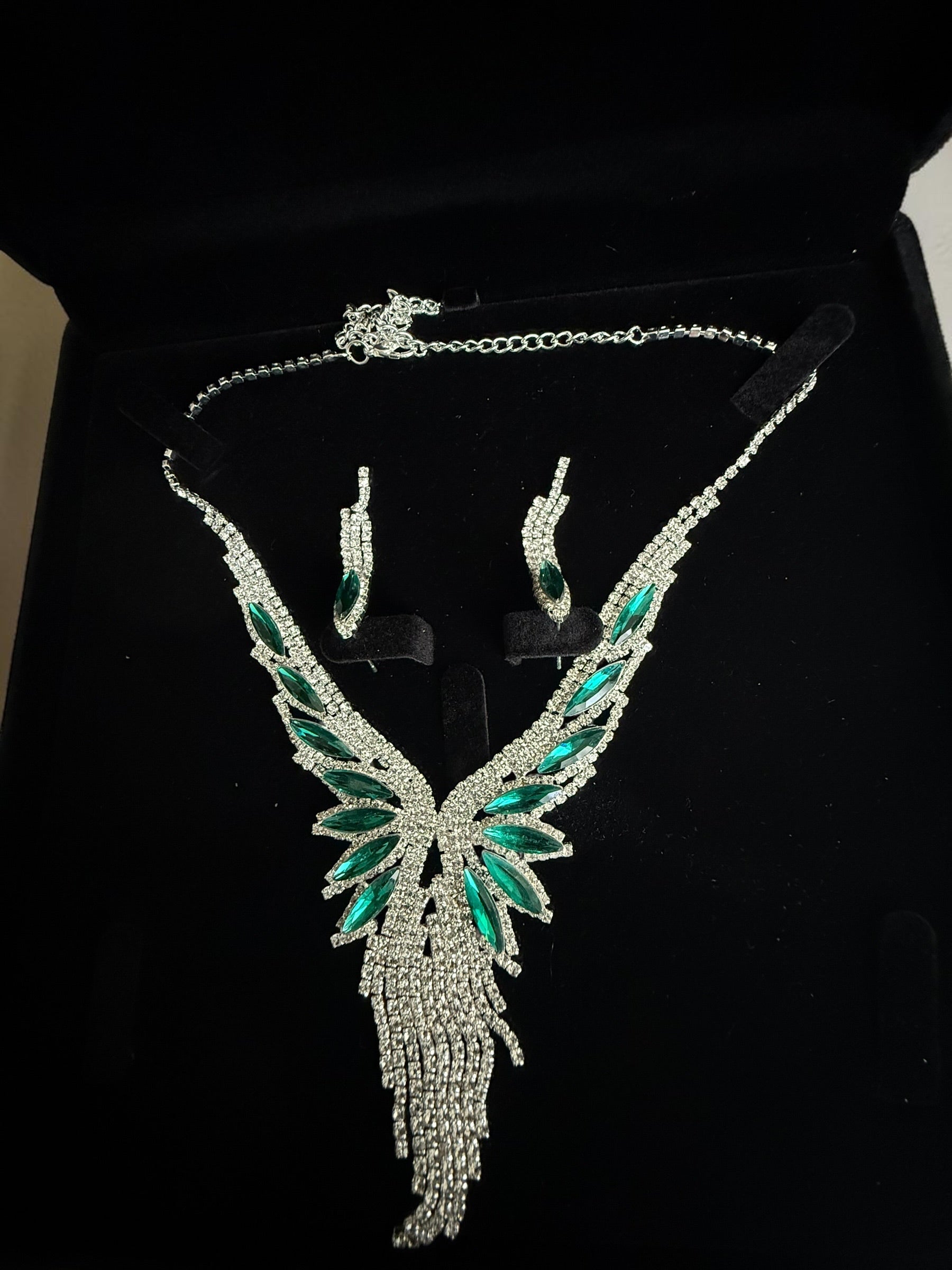 Crystal Rhinestone Statement Necklace & Earrings Set – Silver-Tone Leaf Design with Tassel, 7 Color Options, Jewelry Box Included
