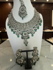 Emerald Green & Silver Kundan Style Bridal Jewelry Set with Necklace, Earrings & Maang Tikka | Indian Pakistani Afghan Wedding Jewelry | Gift Box Included 7008