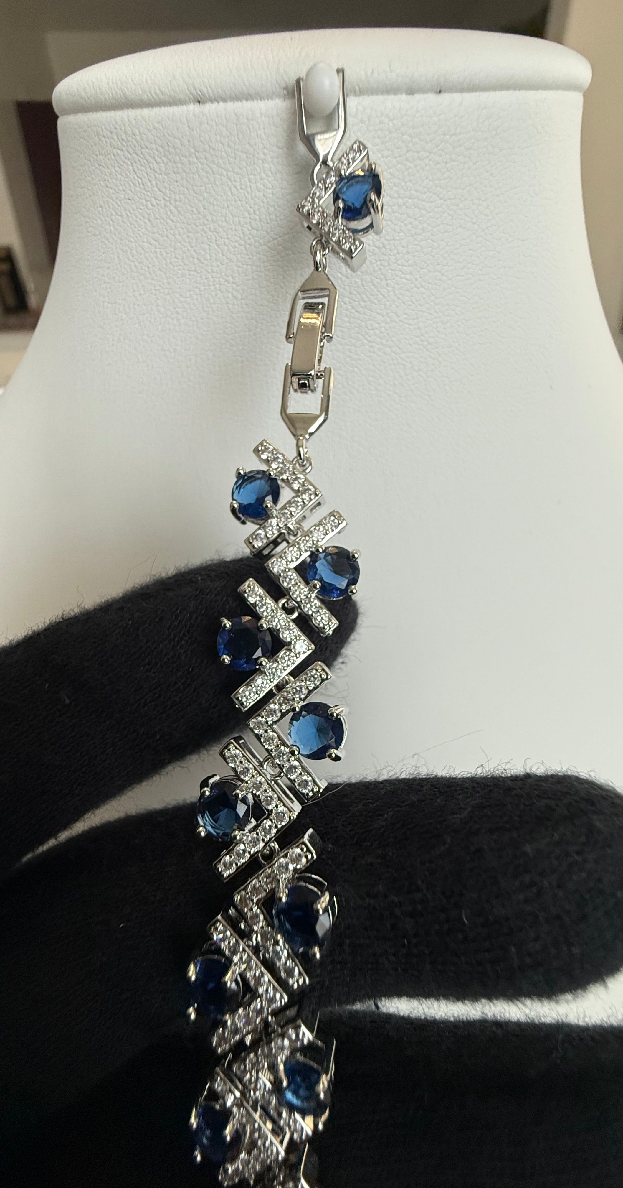 Royal Blue Crystal Geometric Chevron Bracelet – Silver Tone Statement Jewelry 7100