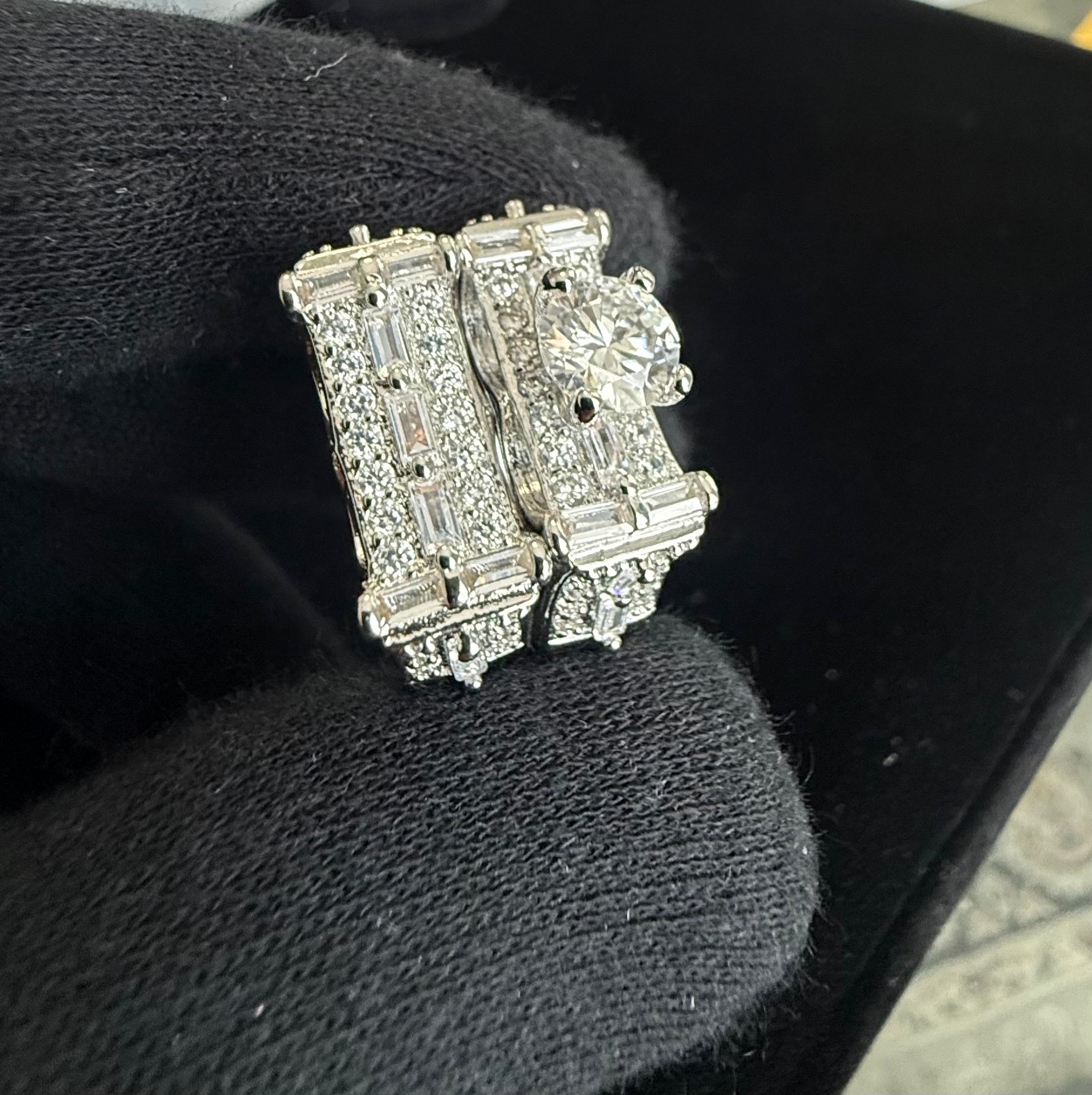 Luxury Moissanite Bridal Ring Set with Baguette Accents – Sterling Silver, Size 8.5      6013