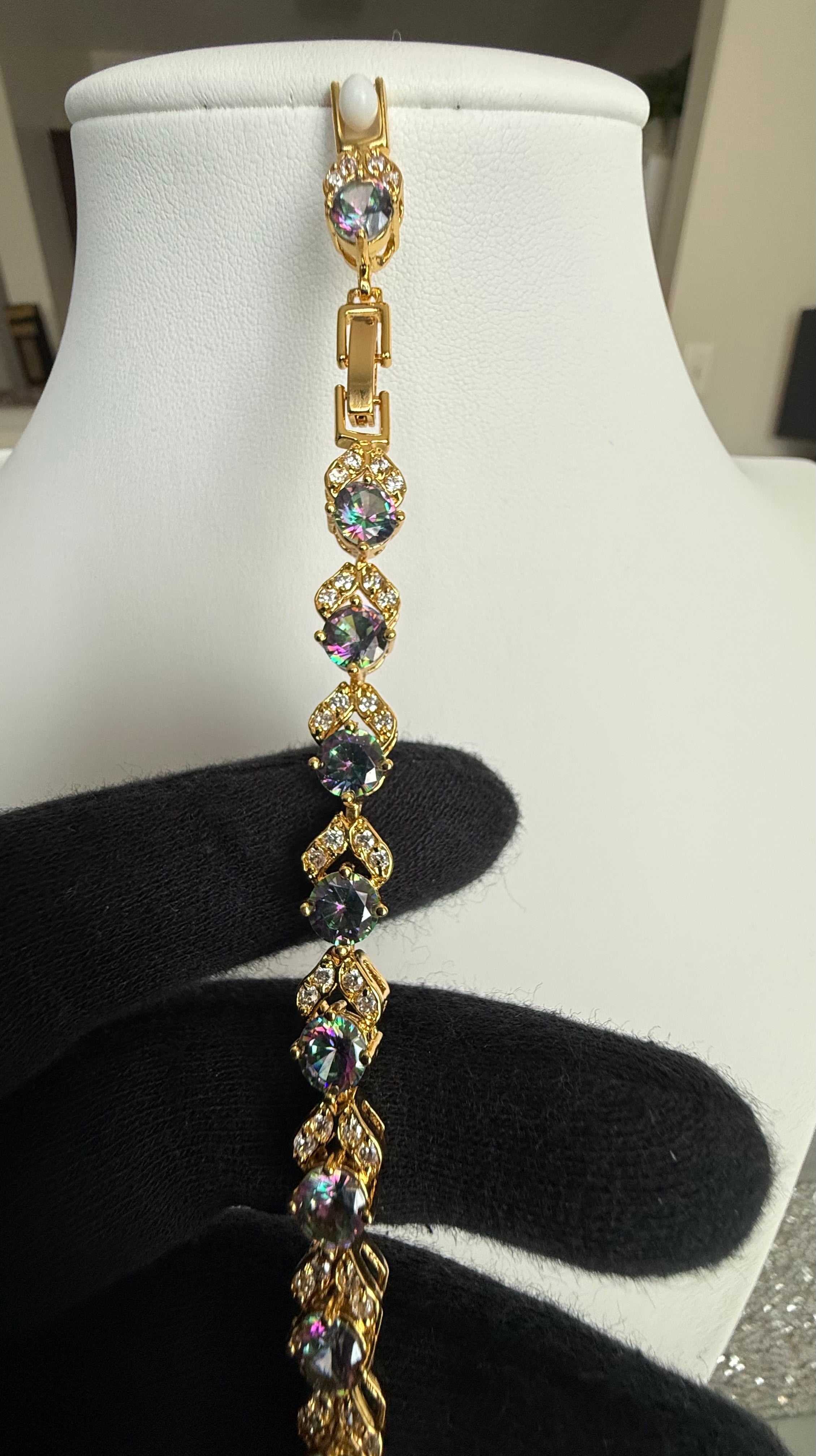 Mystic Rainbow Crystal Bracelet – Gold Tone Leaf Link Statement Bracelet 7097