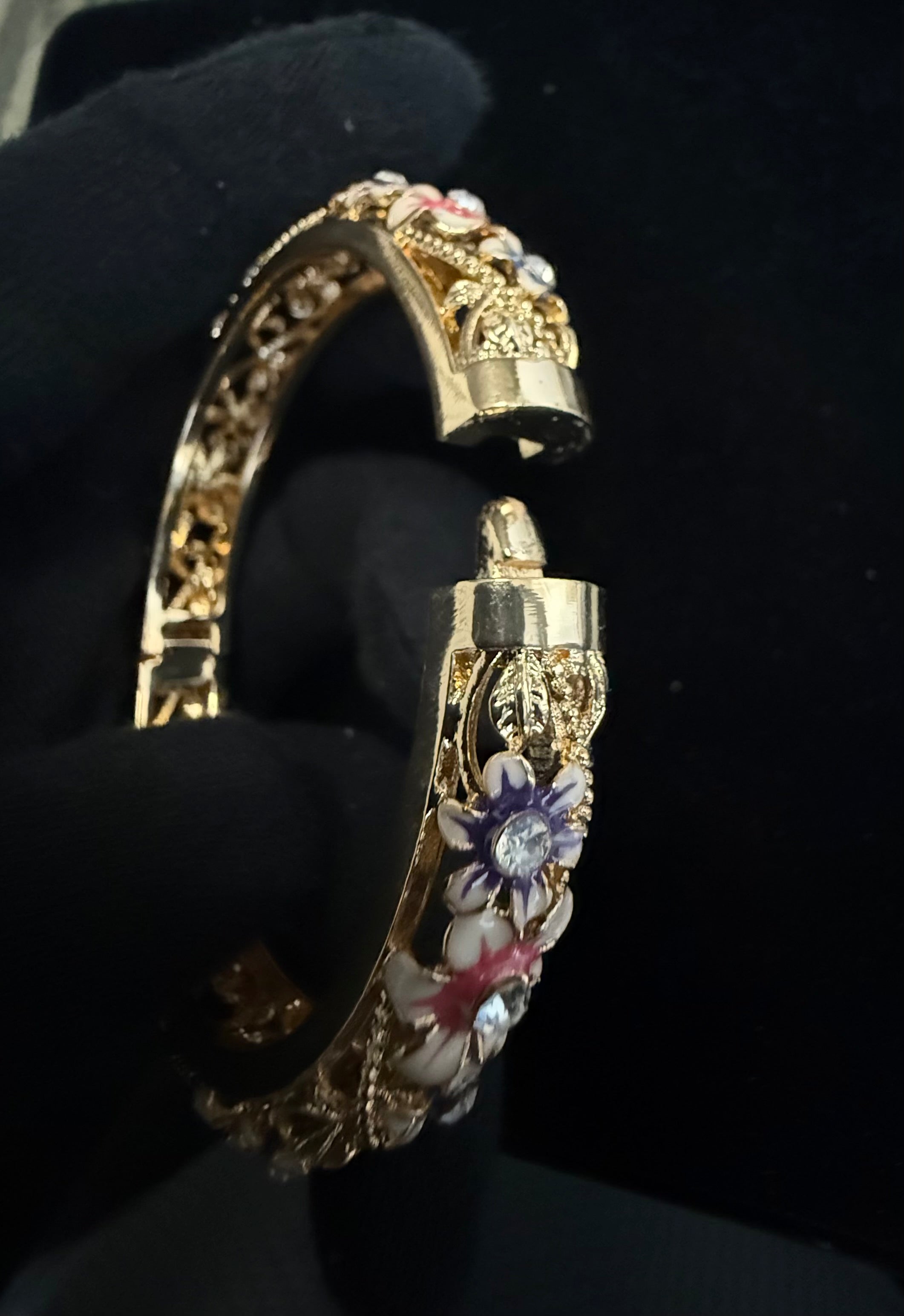 Gold-Tone Floral Enamel Openable Bangle Bracelet for Women