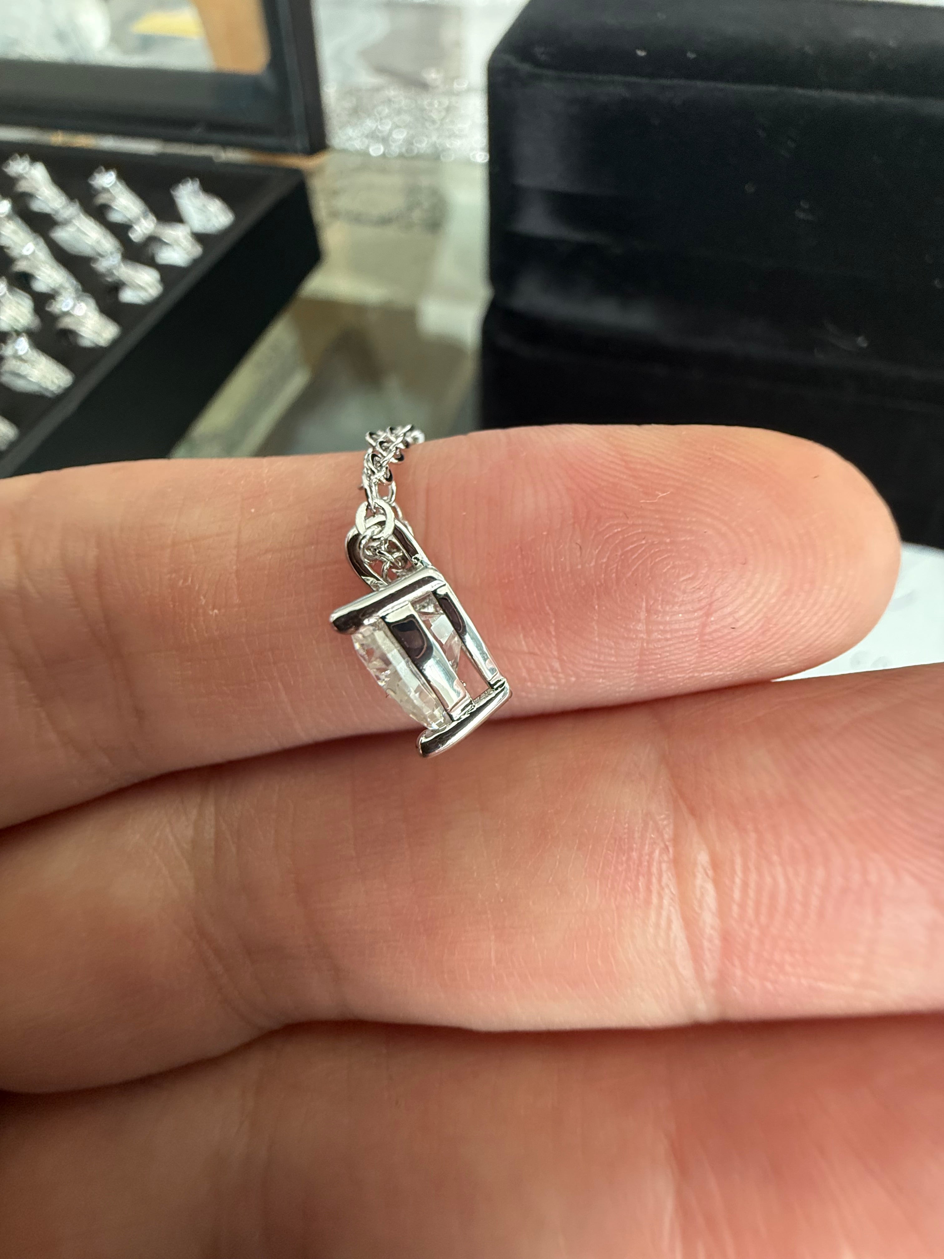 1 Carat Heart Cut Moissanite Pendant Necklace – Silver Tone Solitaire Necklace with GRA Certificate & Jewelry Box 7063