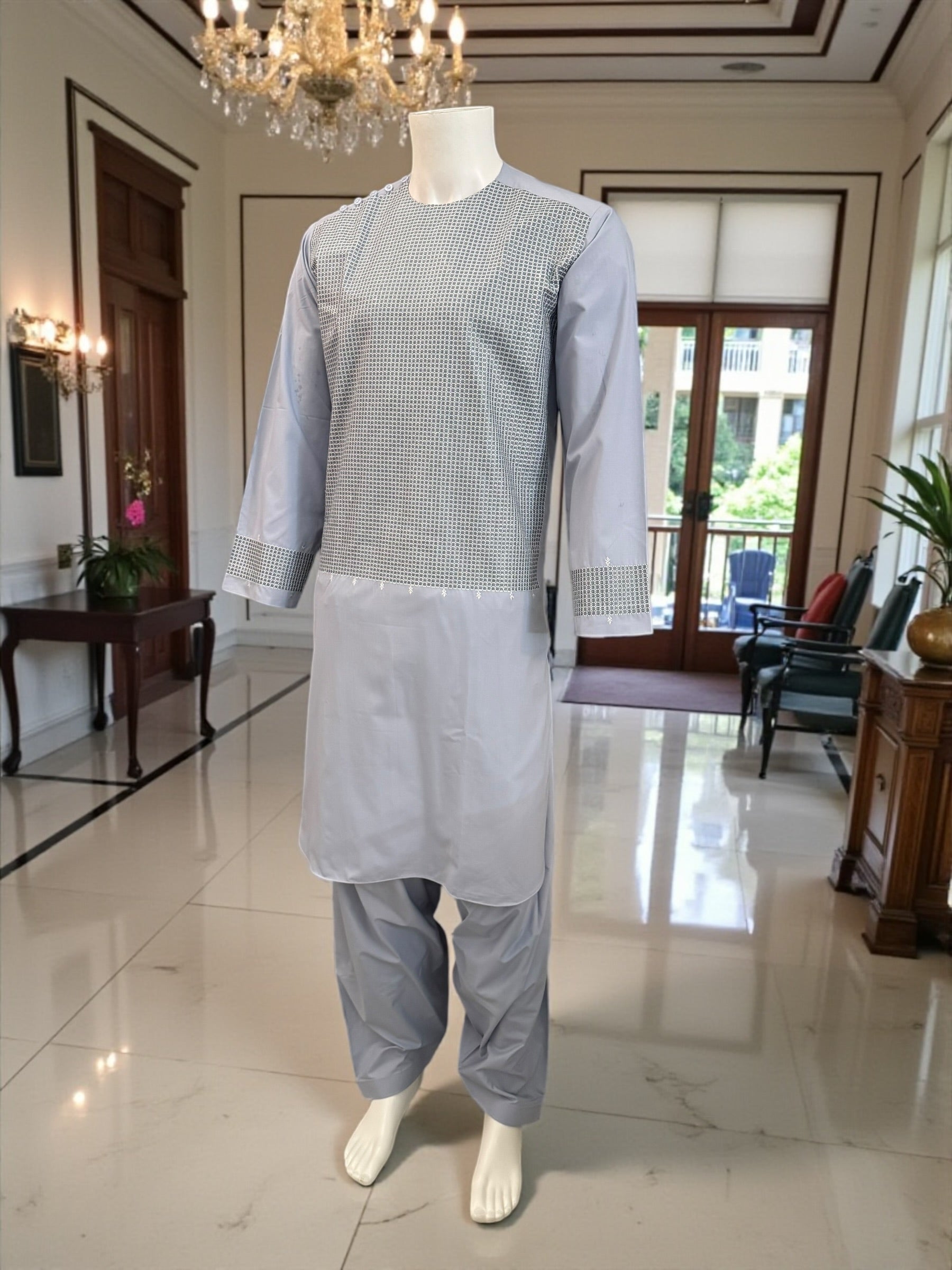 Small Men’s Cool pale lavender Parahan Tumban with Silver Embroidery – Afghan Traditional Outfit