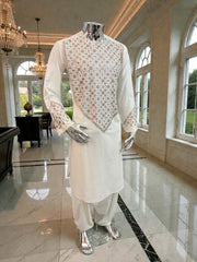 XL Off-White Afghan Kameez 3-Piece Set with Gold Shesha Work | Traditional Men’s Outfit