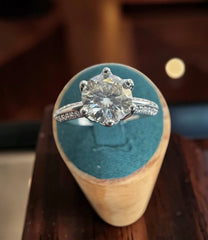 Round Cut Moissanite Solitaire Ring for Women – High-Quality Brass, Pavé Band, GRA Certificate & Gift Box Included 7054