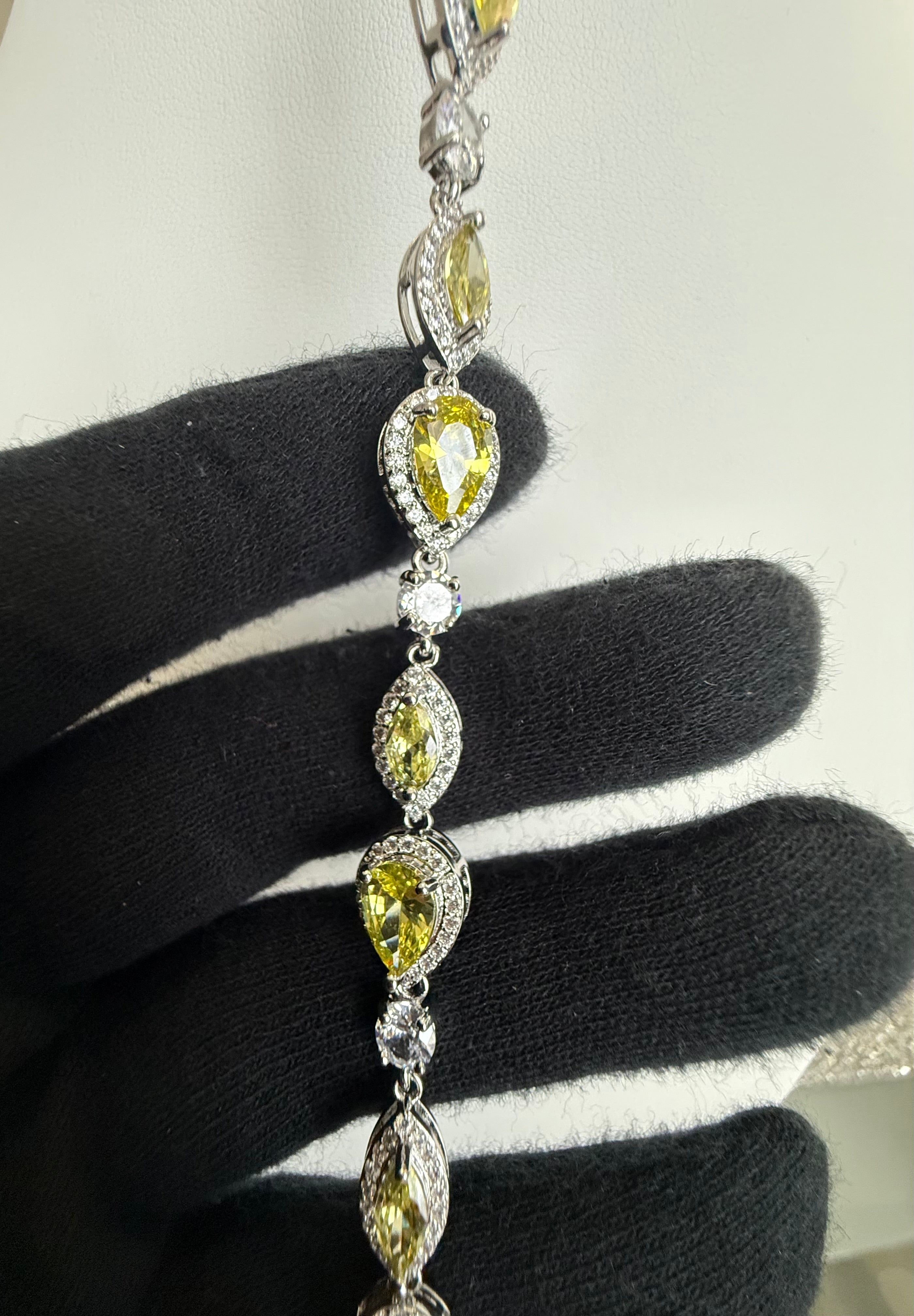 Yellow Pear Cut Crystal Halo Bracelet – Silver Tone Elegant Statement Jewelry 7099