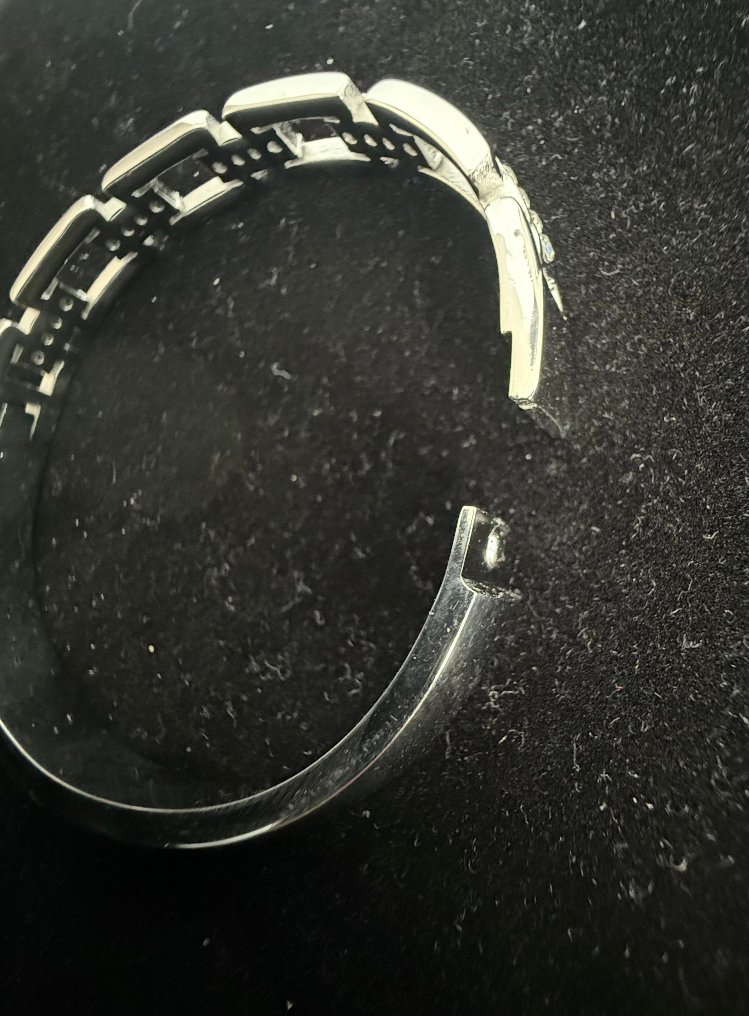 Geometric Crystal Link Stainless Steel Bangle Bracelet – Gold or Silver