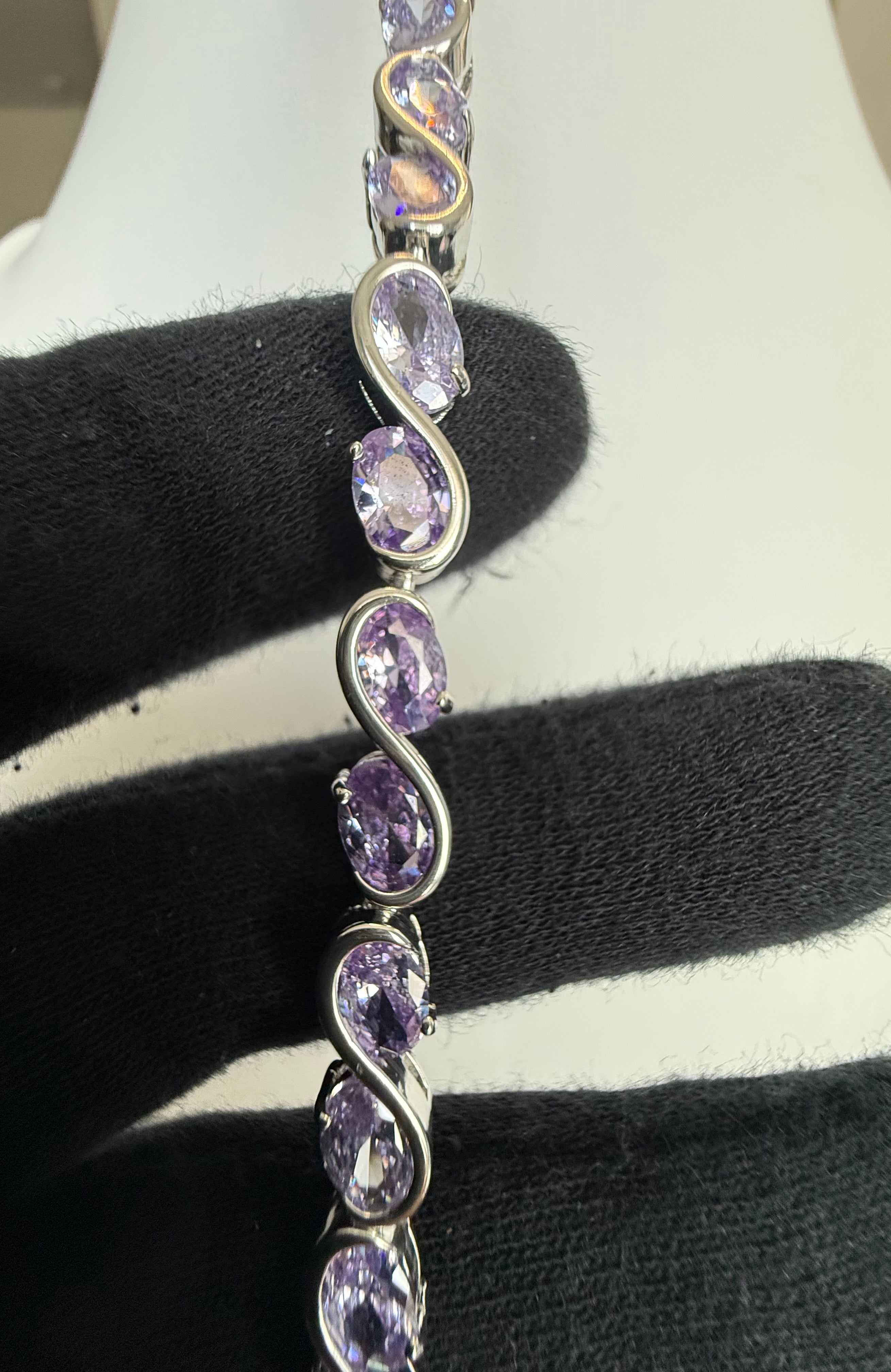 Lavender Purple Crystal Infinity Bracelet – Silver-Tone Oval Stone Link Bracelet 7098