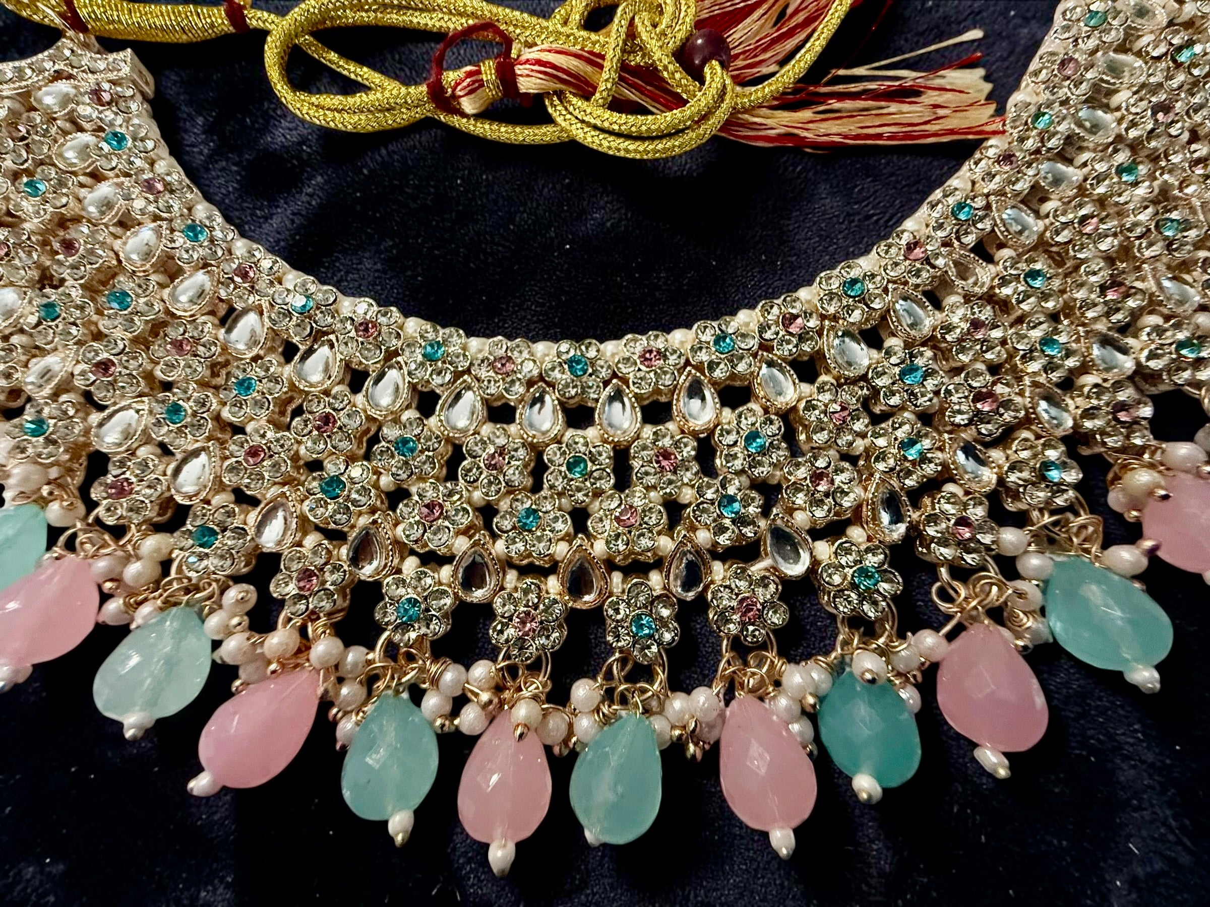 Traditional Indian Afghan 4-Piece Bridal Jewelry Set – Gold Tone Choker Necklace, Earrings, Maang Tikka & Headpiece with Pastel Pink & Mint Stones | Ethnic Wedding Jewelry 020