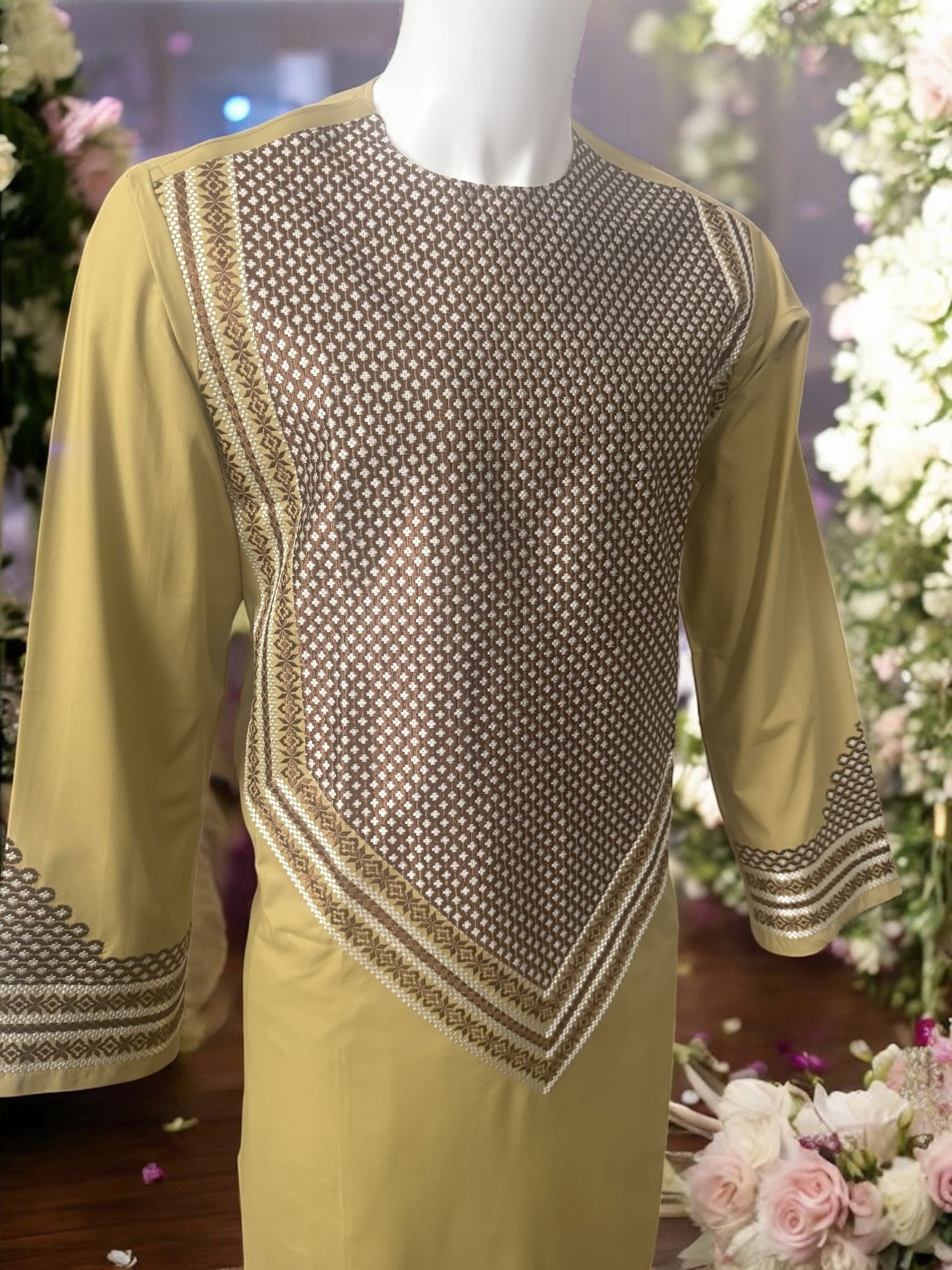Men’s Pistachio Beige Parahan Tumban with Matching Embroidery  Medium