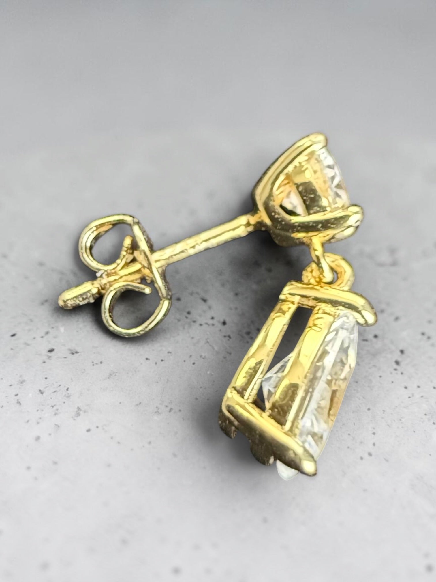 1 CT Certified Pear-Cut Moissanite Drop Earrings – D Color VVS1, Gold or Silver Plated