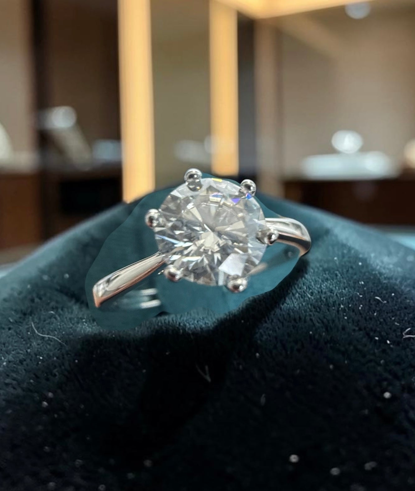 1 Carat Round Cut Moissanite Solitaire Ring – Adjustable Silver Tone Ring with GRA Certificate & Jewelry Box 7061