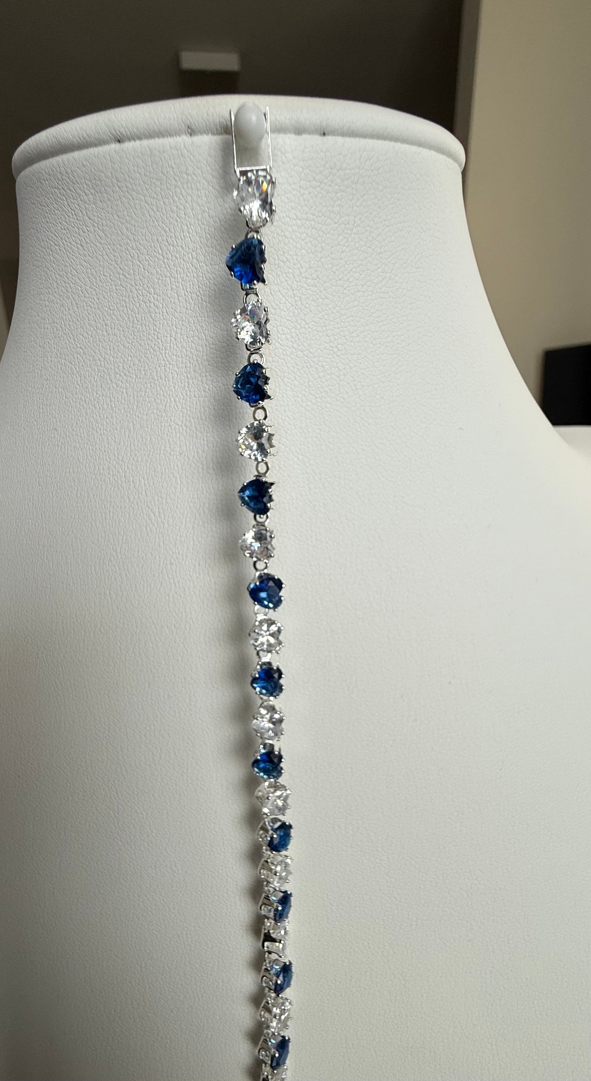Royal Blue & Clear Heart Crystal Tennis Bracelet – Silver Tone Statement Jewelry 7107