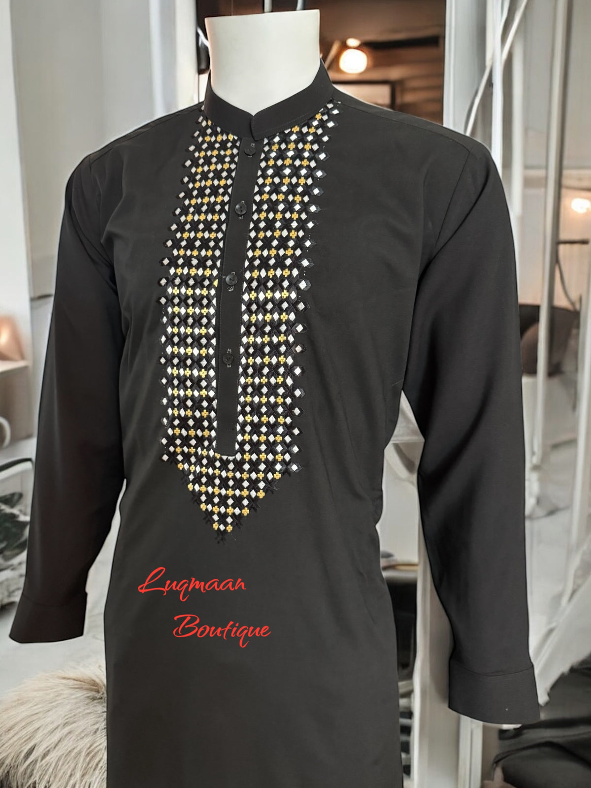 Medium Men’s Black Parahan Tumban with Gold and White Hand Khamak Embroidery – Luxury Afghan Traditional Outfit