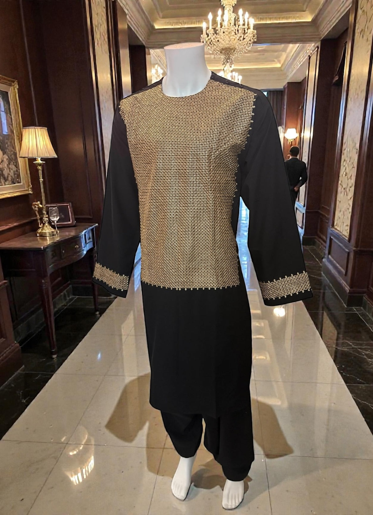 X-Large Black Afghan Parahan Tunban for Men with Machine Embroidery
