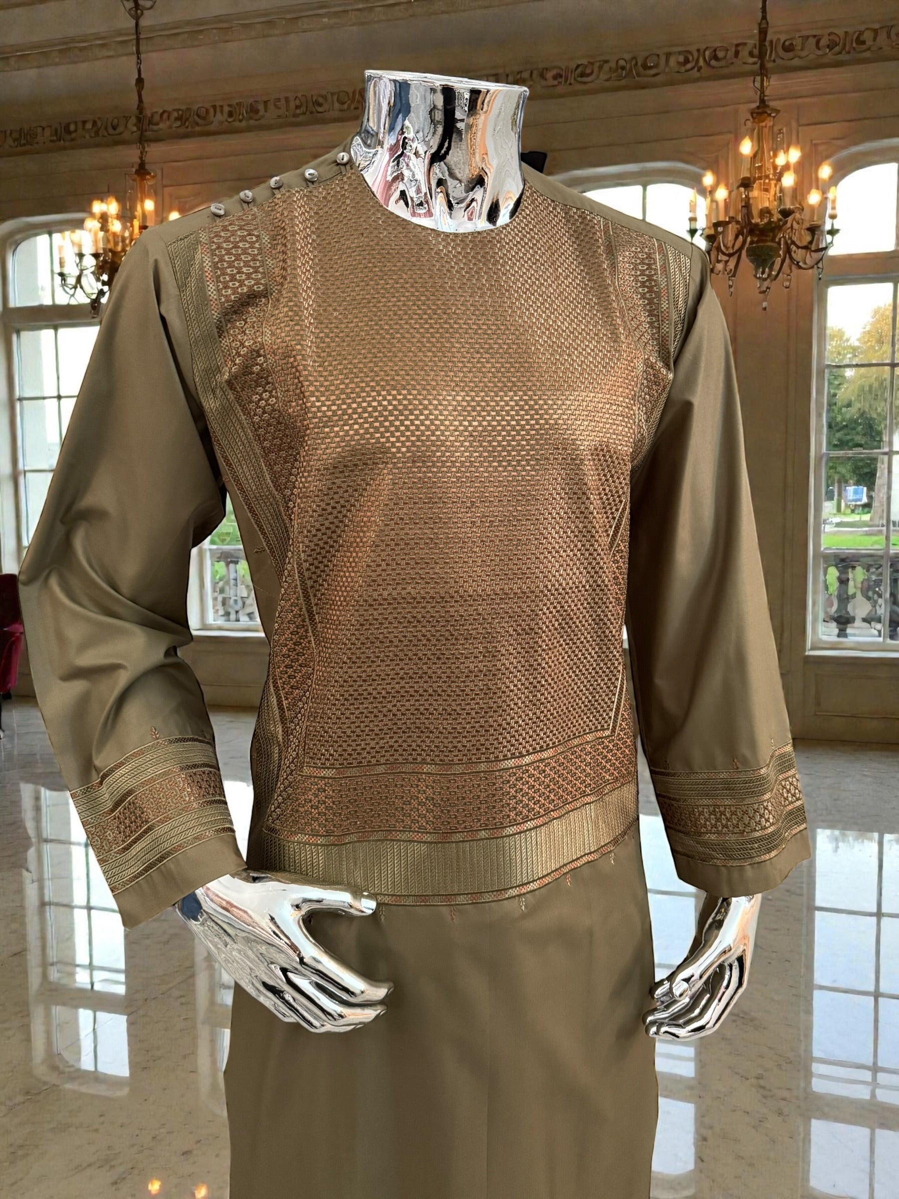 Medium Men’s Afghan Parahan Tunban – Premium Embroidered Wear