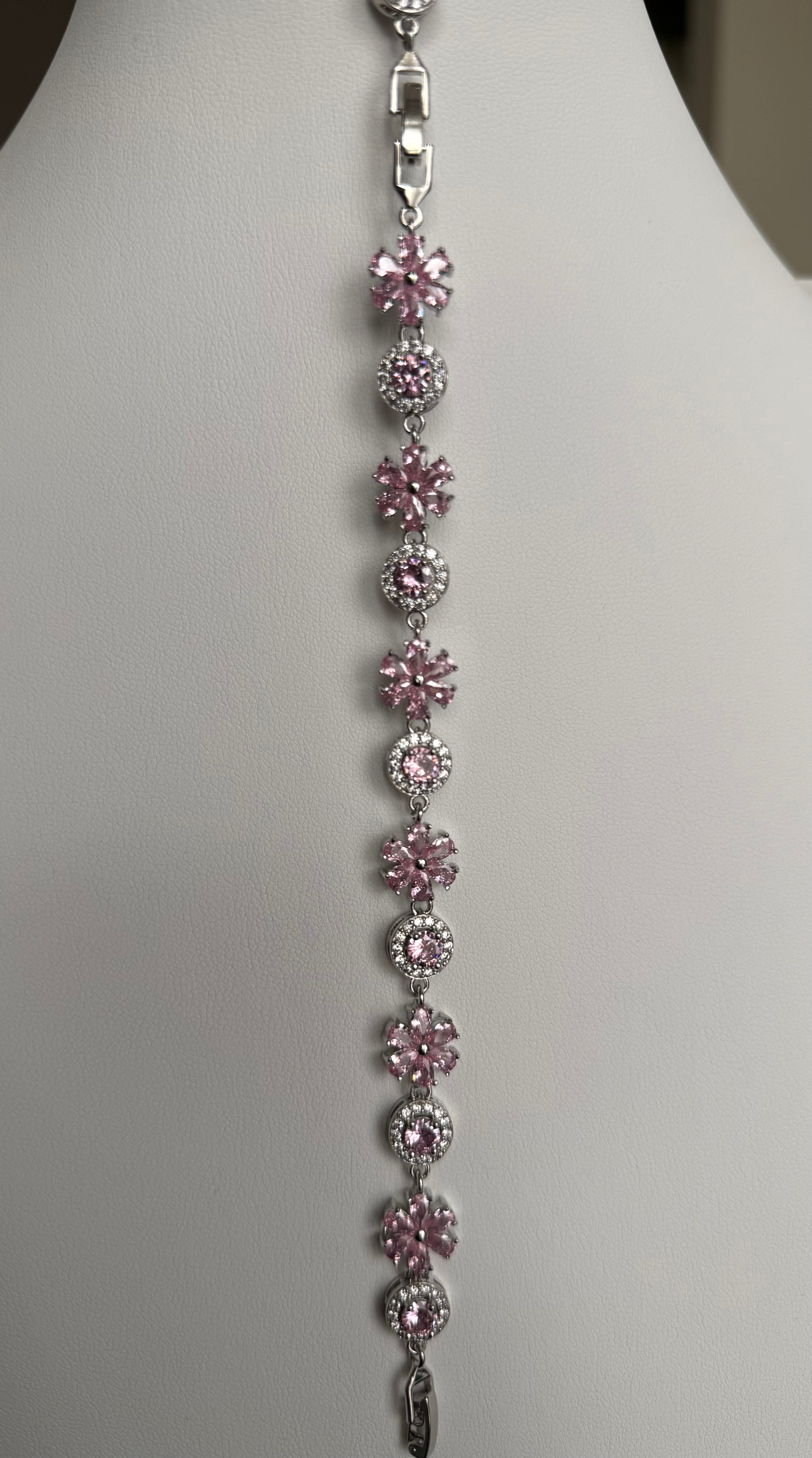 Pink Floral Crystal Link Bracelet – Silver-Tone Flower & Halo Statement Bracelet for Women 7123