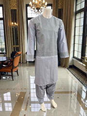 Small Men’s Cool pale lavender Parahan Tumban with Silver Embroidery – Afghan Traditional Outfit