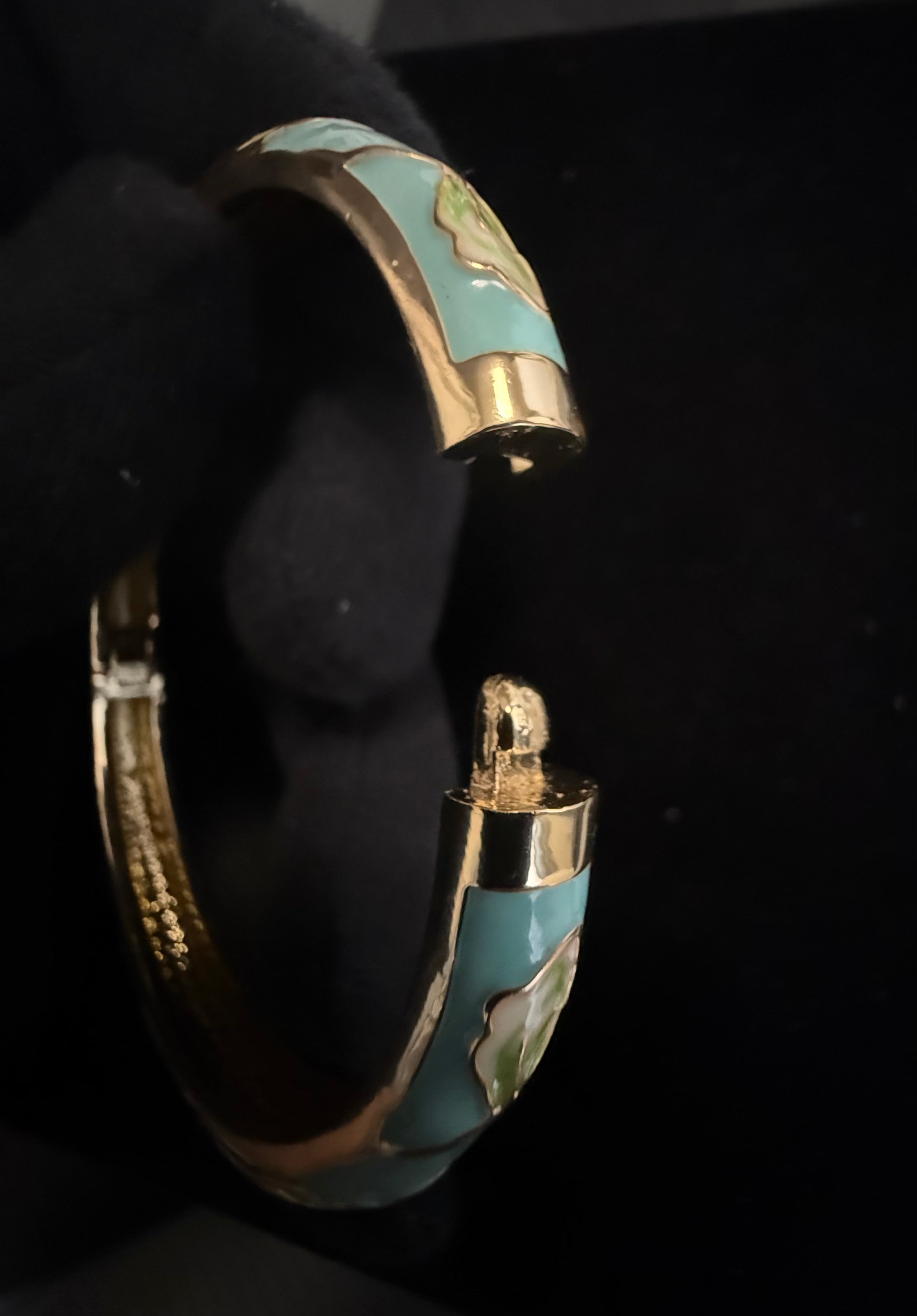 Turquoise Floral Enamel Gold-Tone Bangle Bracelet for Women