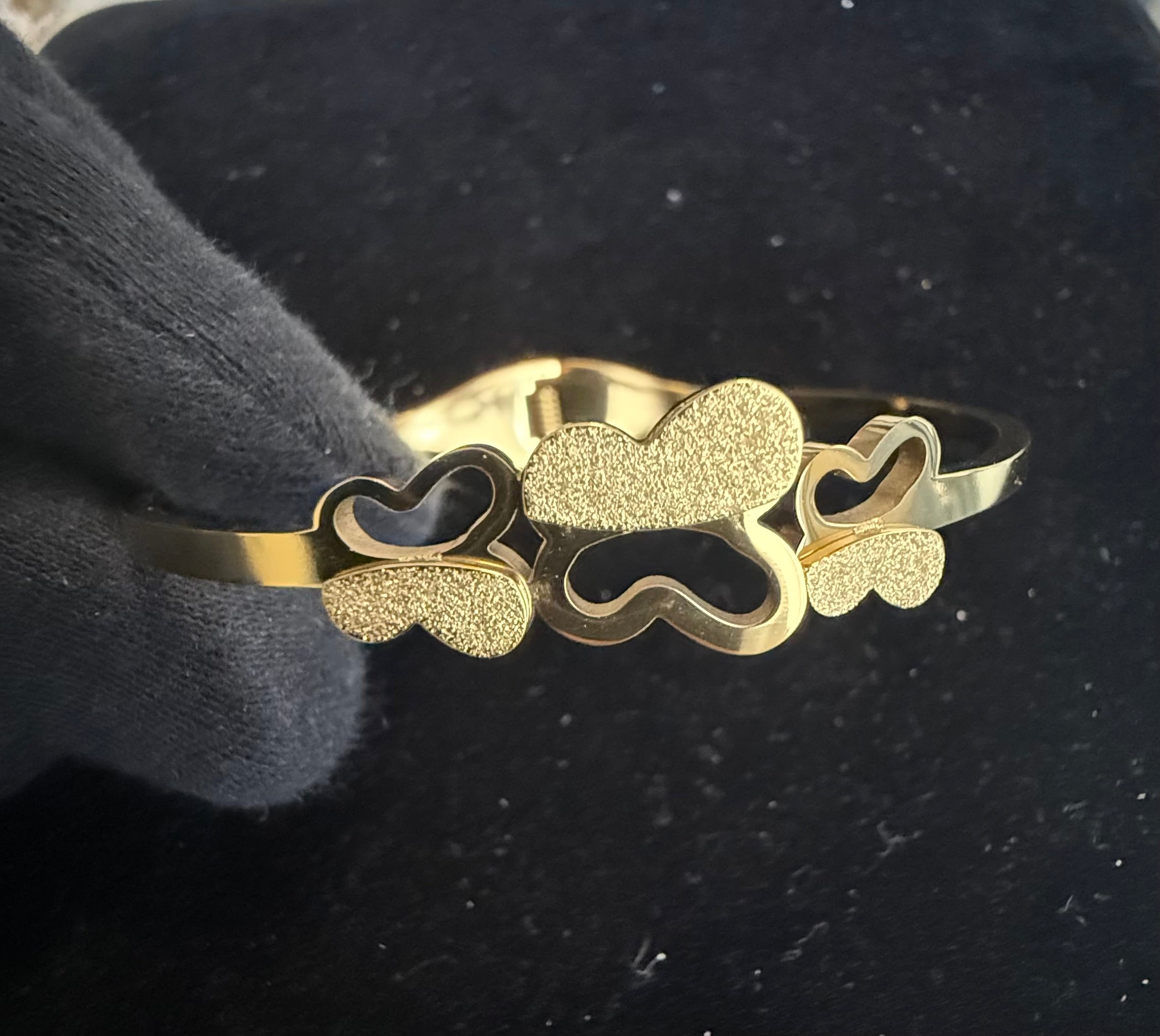 Gold-Tone Butterfly Stretch-Open Bangle Bracelet 8058