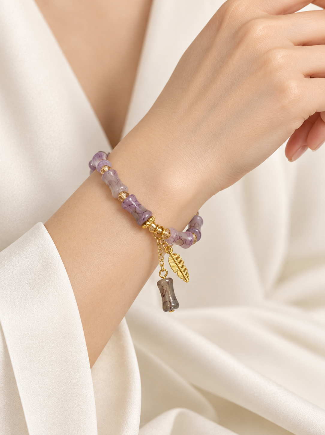 Lilac Marbled Stretch Bead Bracelet with Gold-Tone Leaf Charm